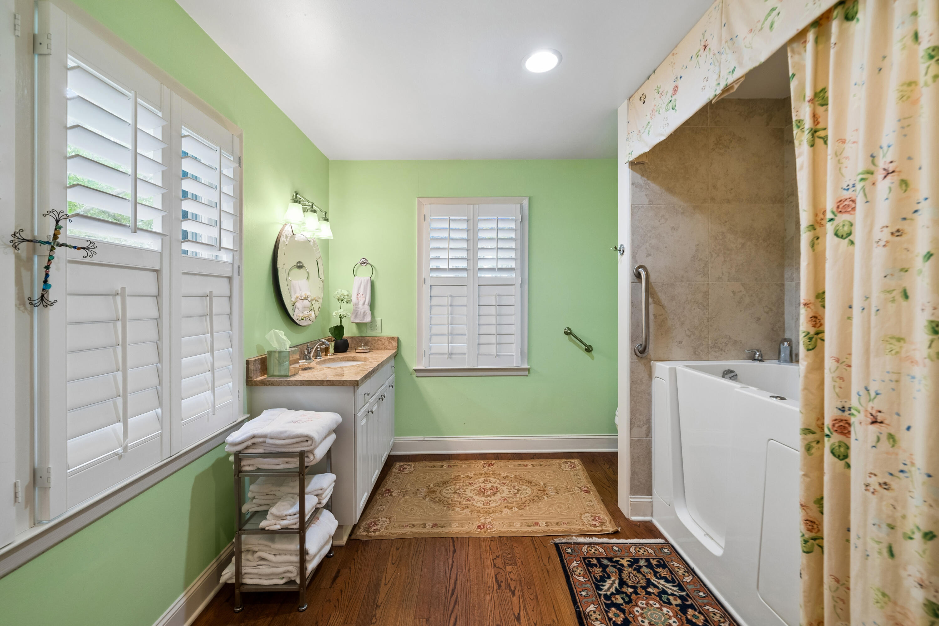 114 Live Oak Drive