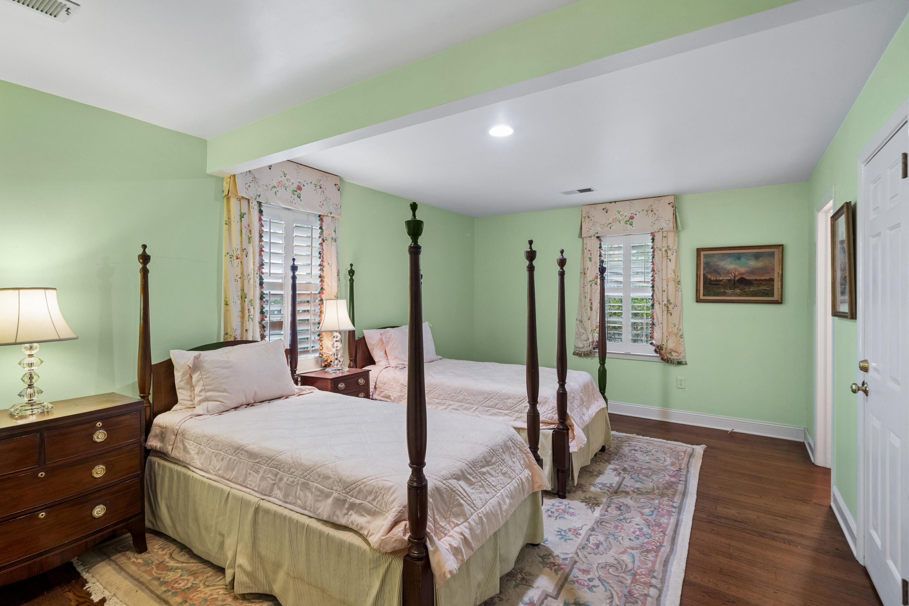 114 Live Oak Drive