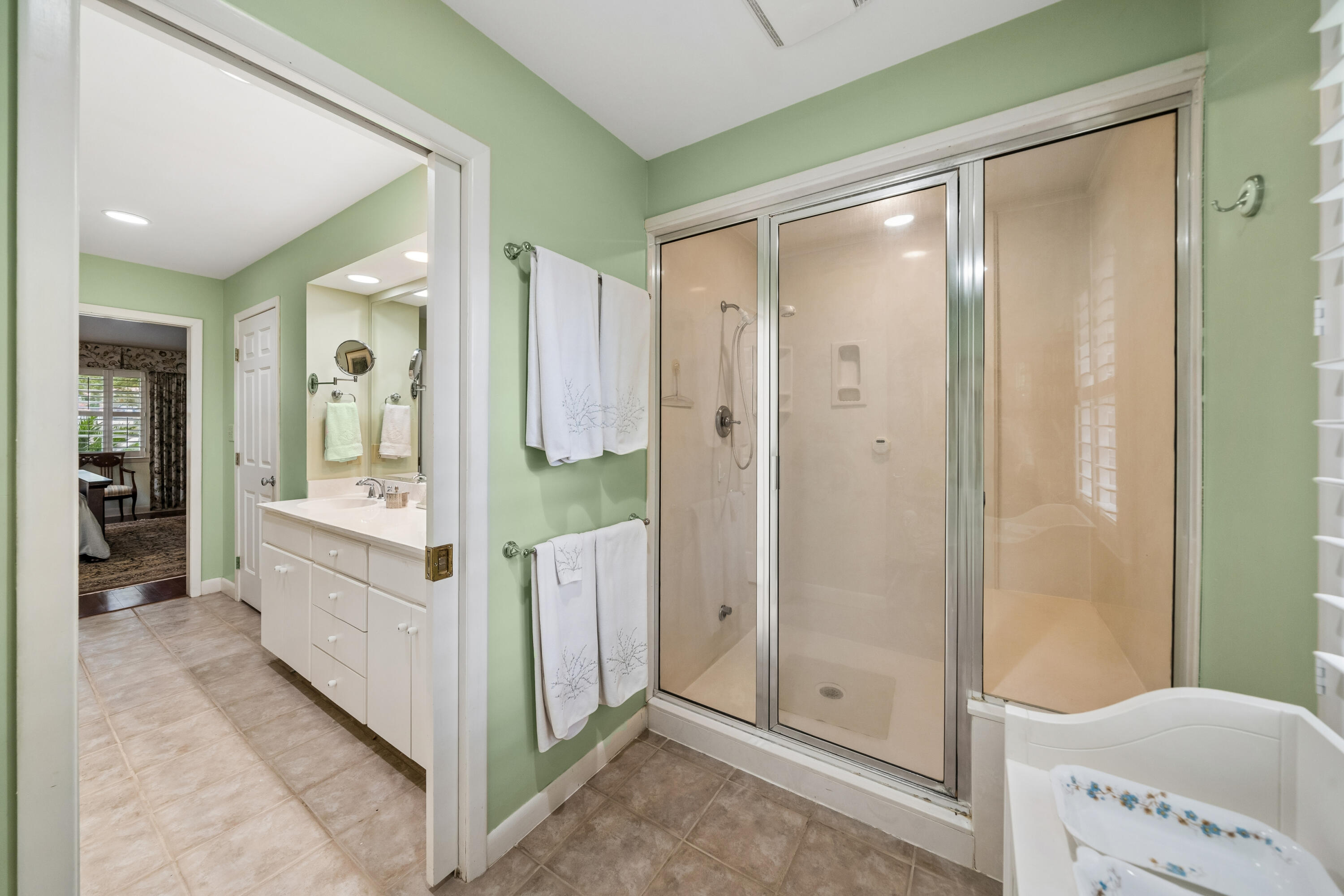 114 Live Oak Drive