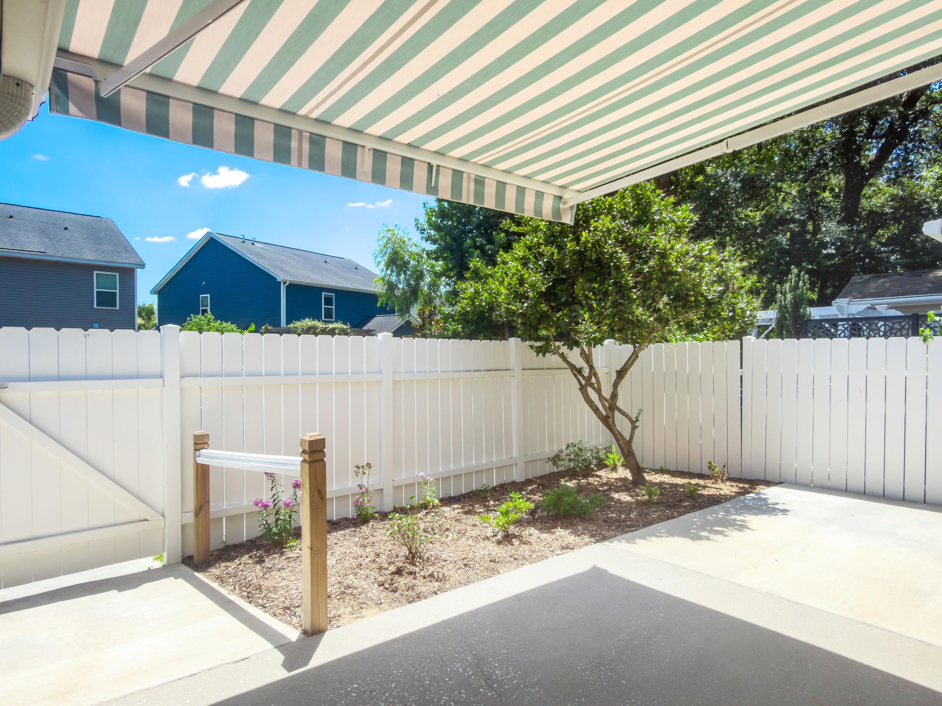 3271 Walter Drive