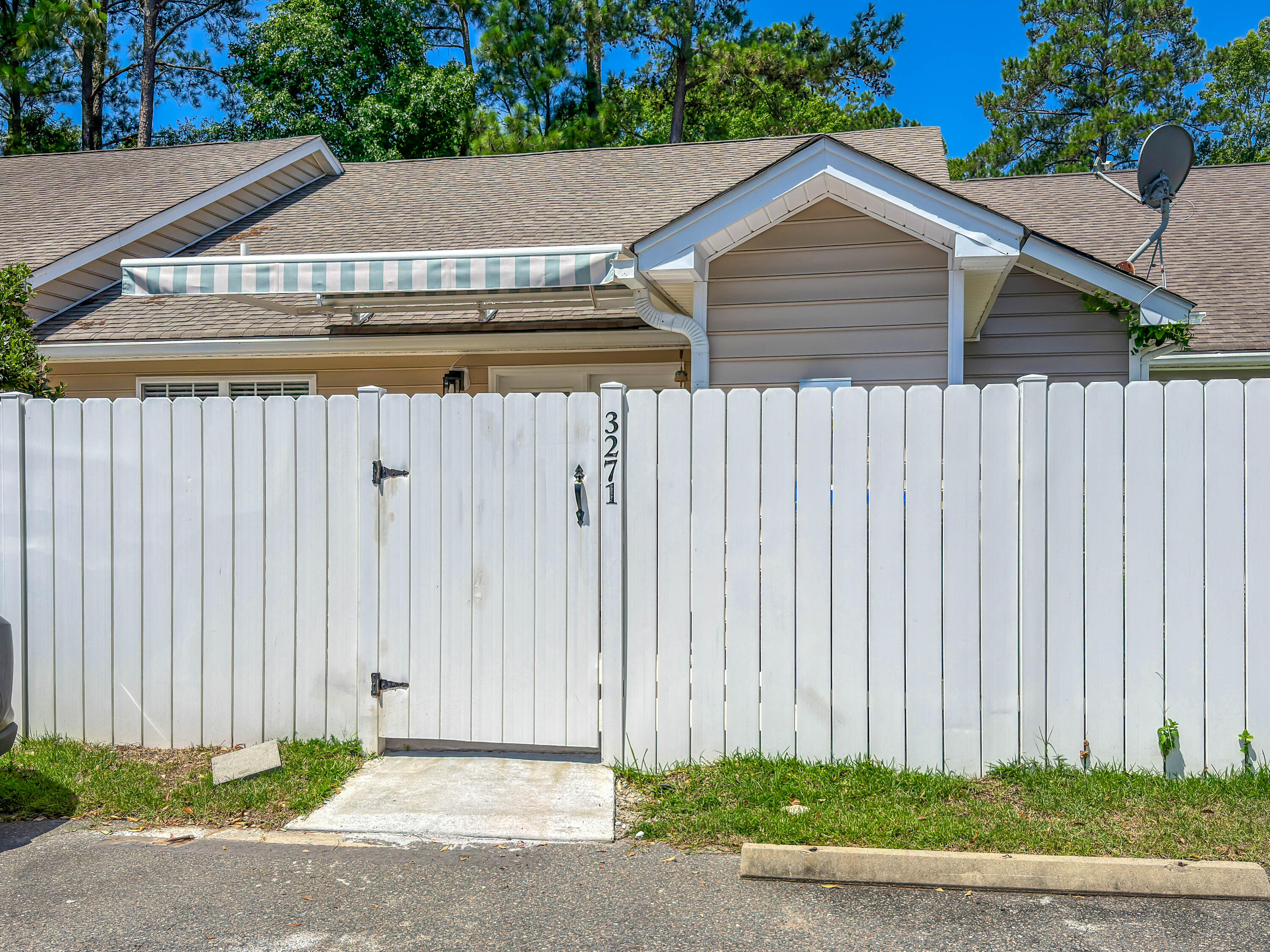 3271 Walter Drive