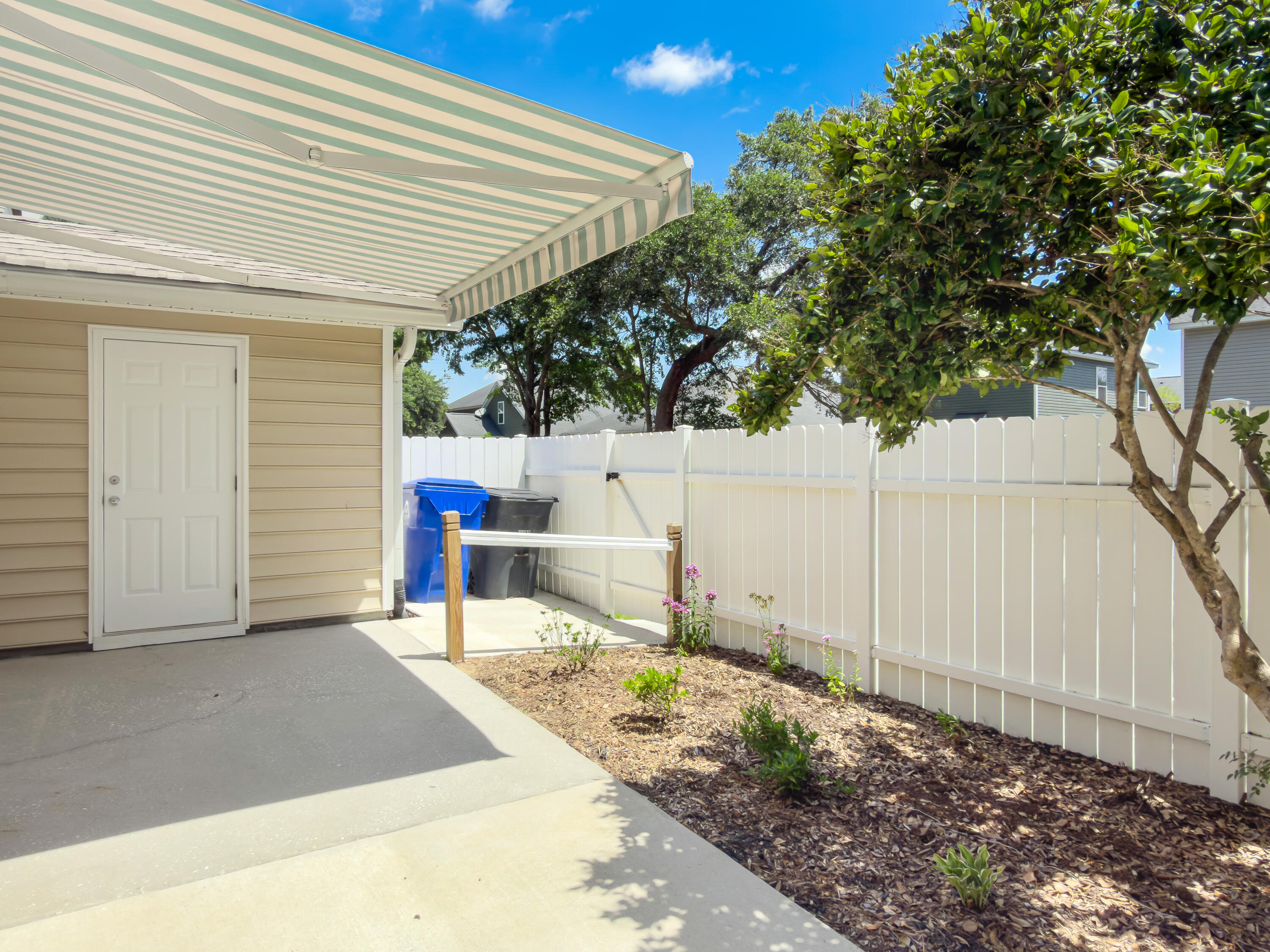 3271 Walter Drive