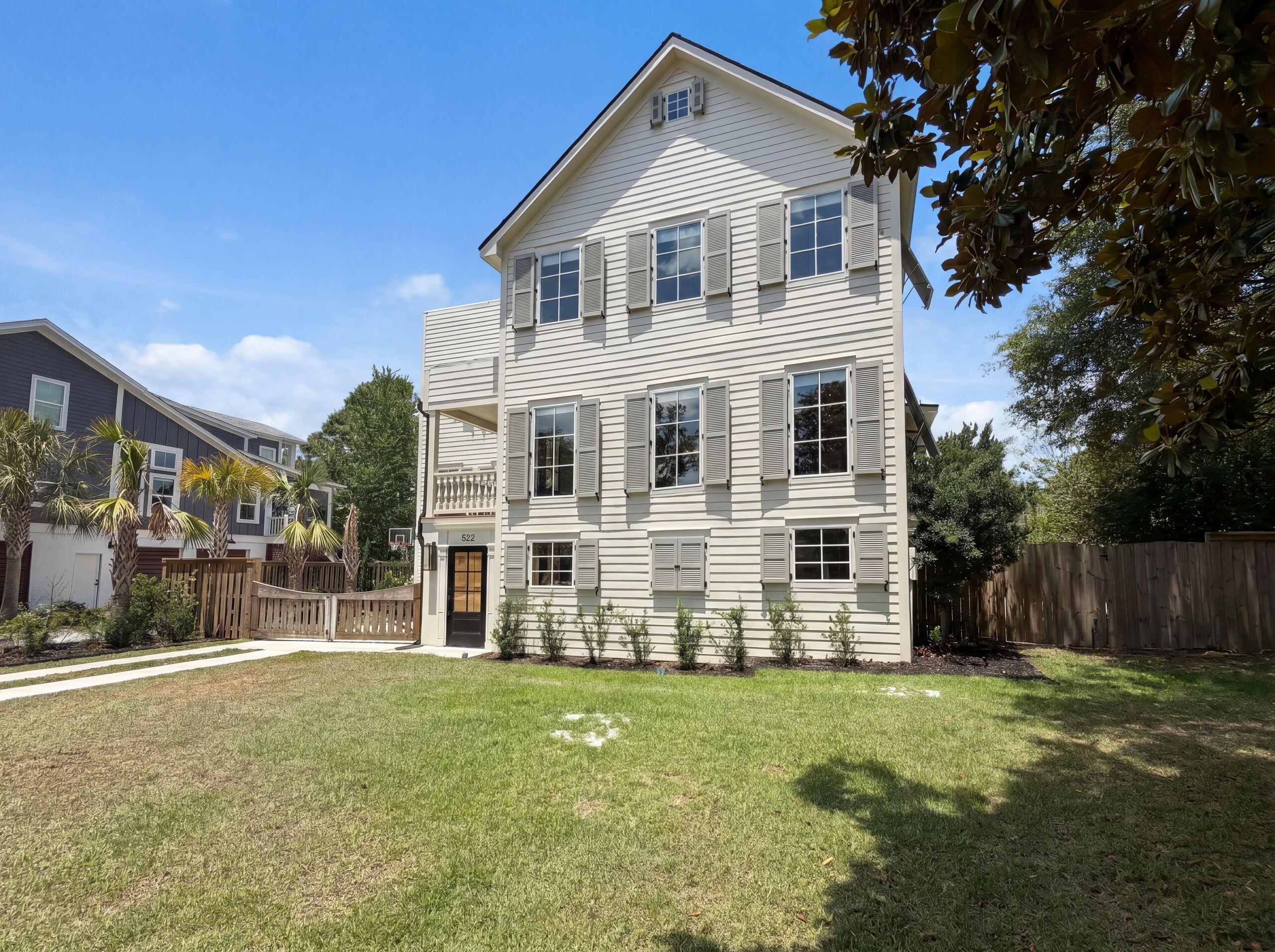 522 Reid Street