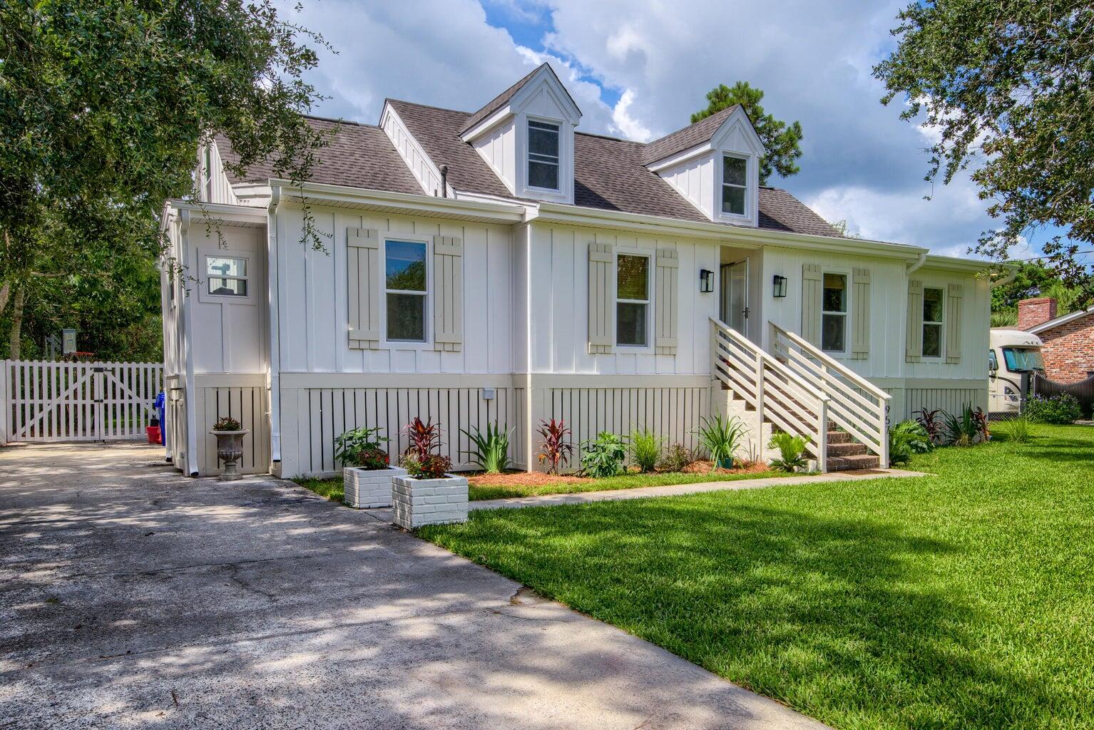 957 Travers Drive