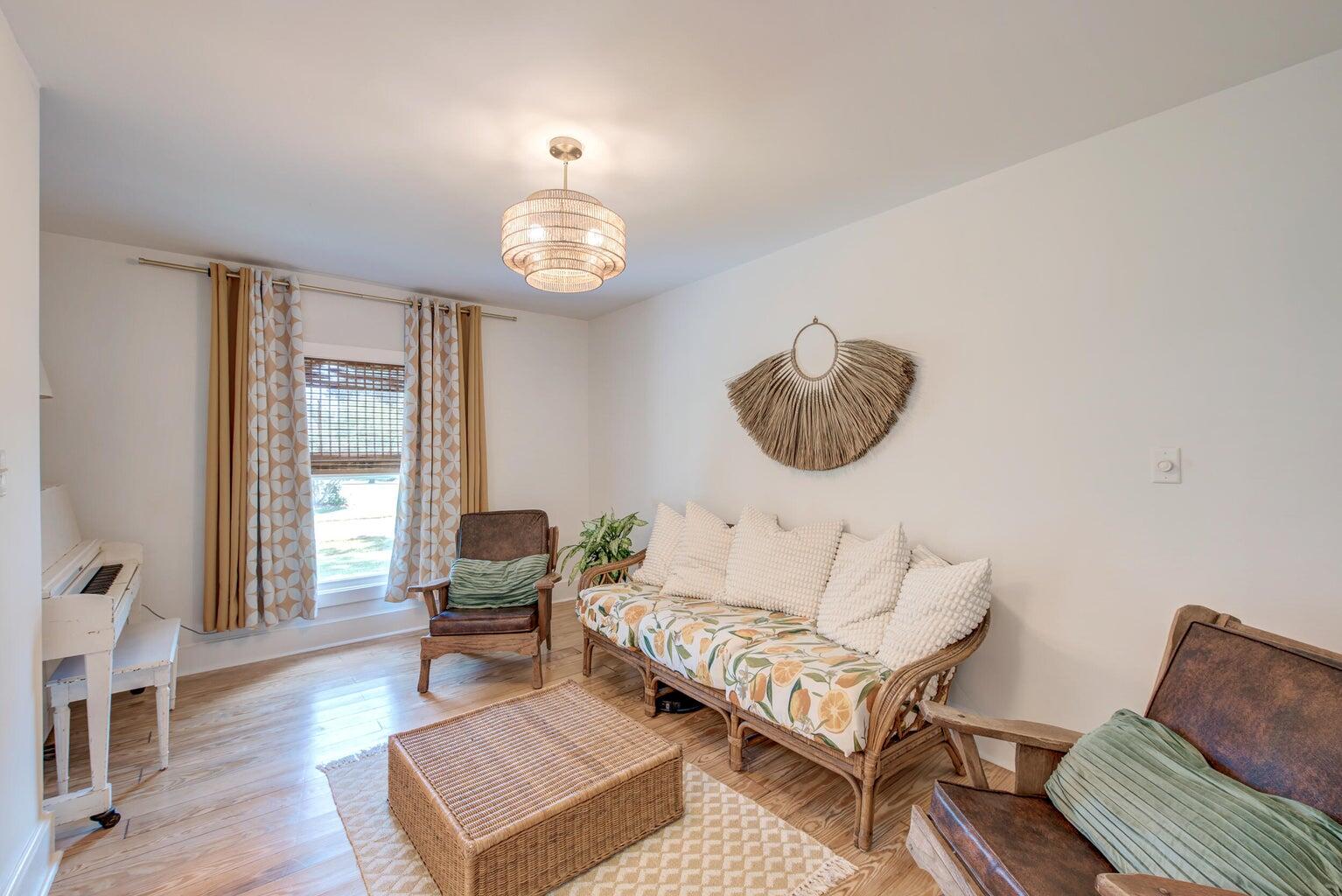 957 Travers Drive