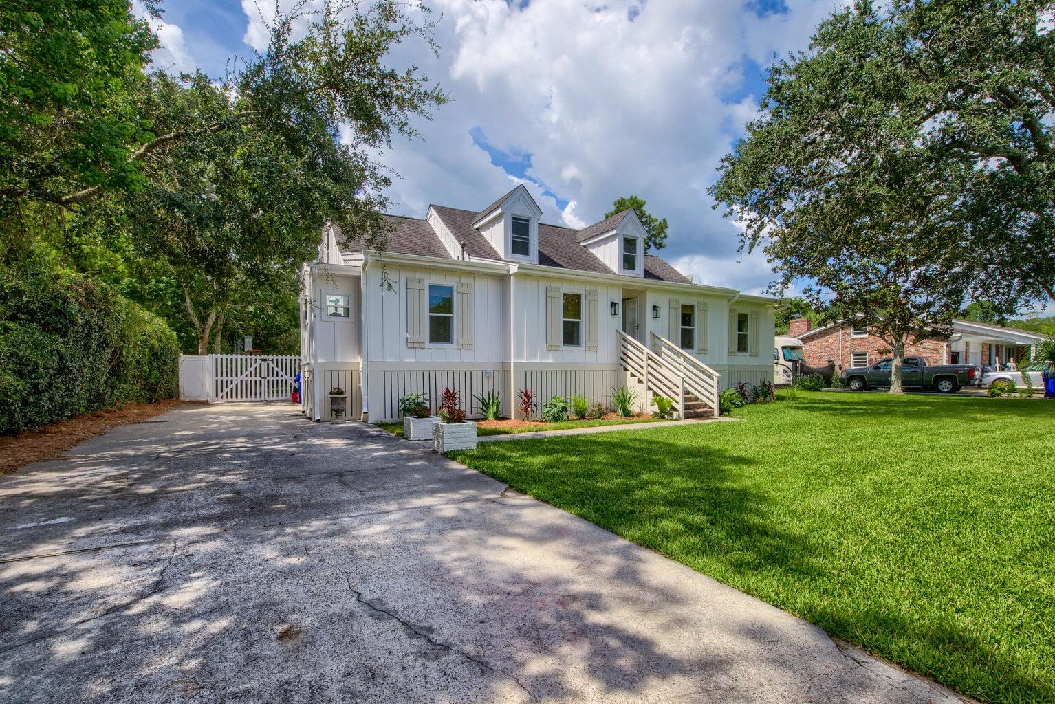 957 Travers Drive