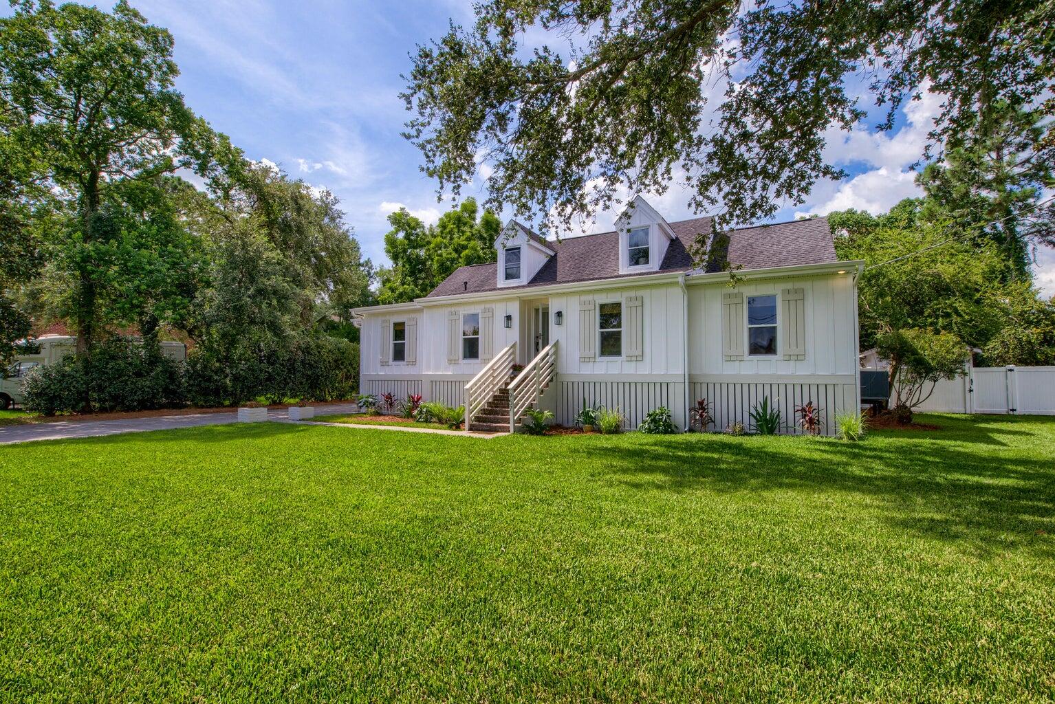 957 Travers Drive