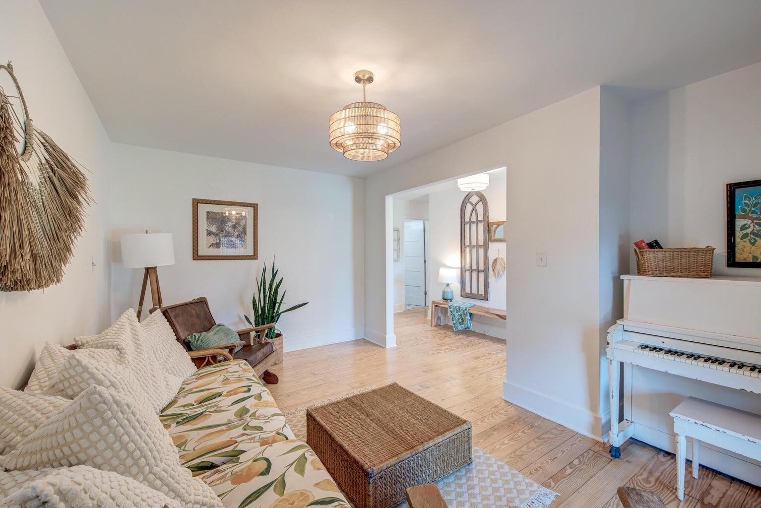 957 Travers Drive