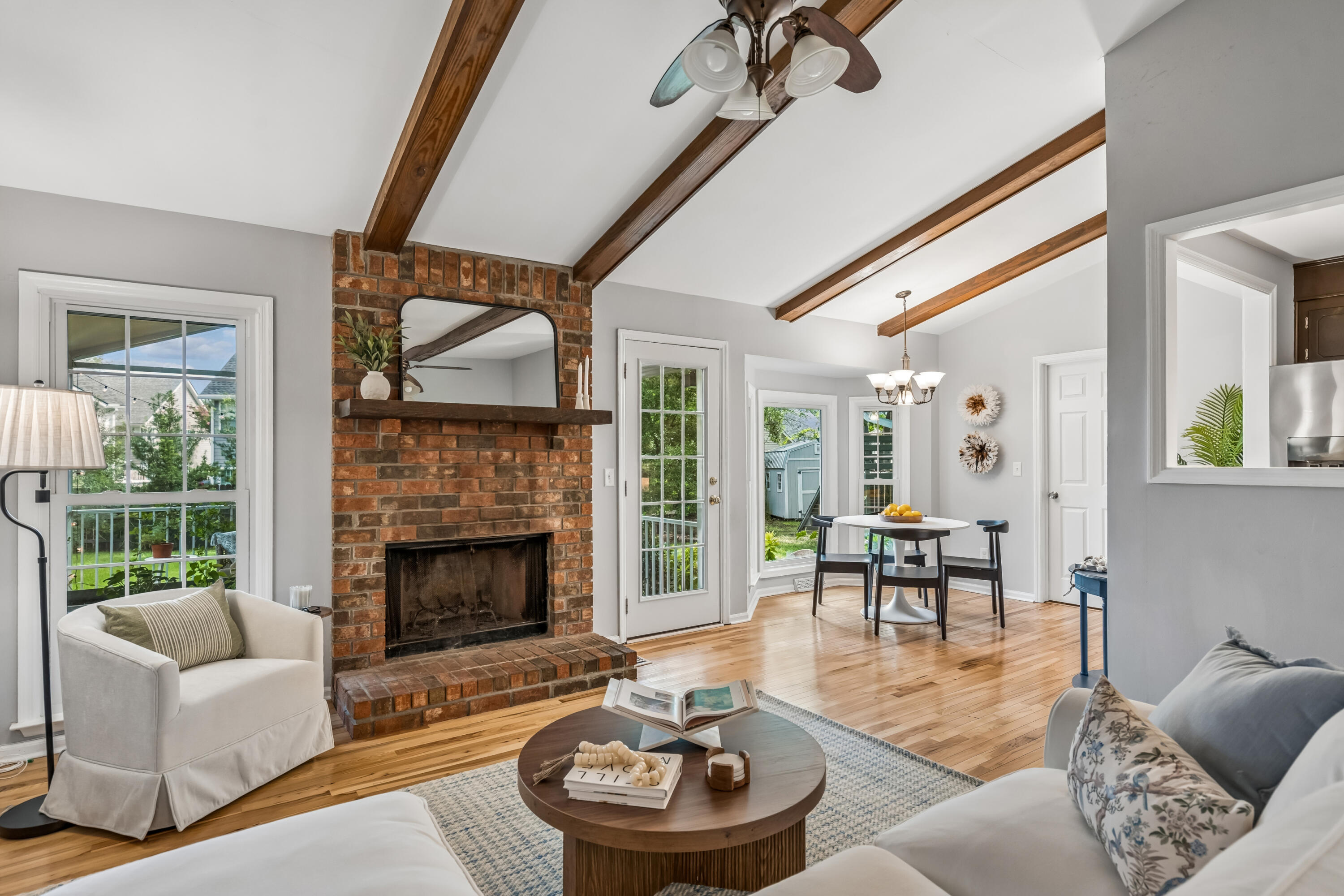 952 Anchor Road