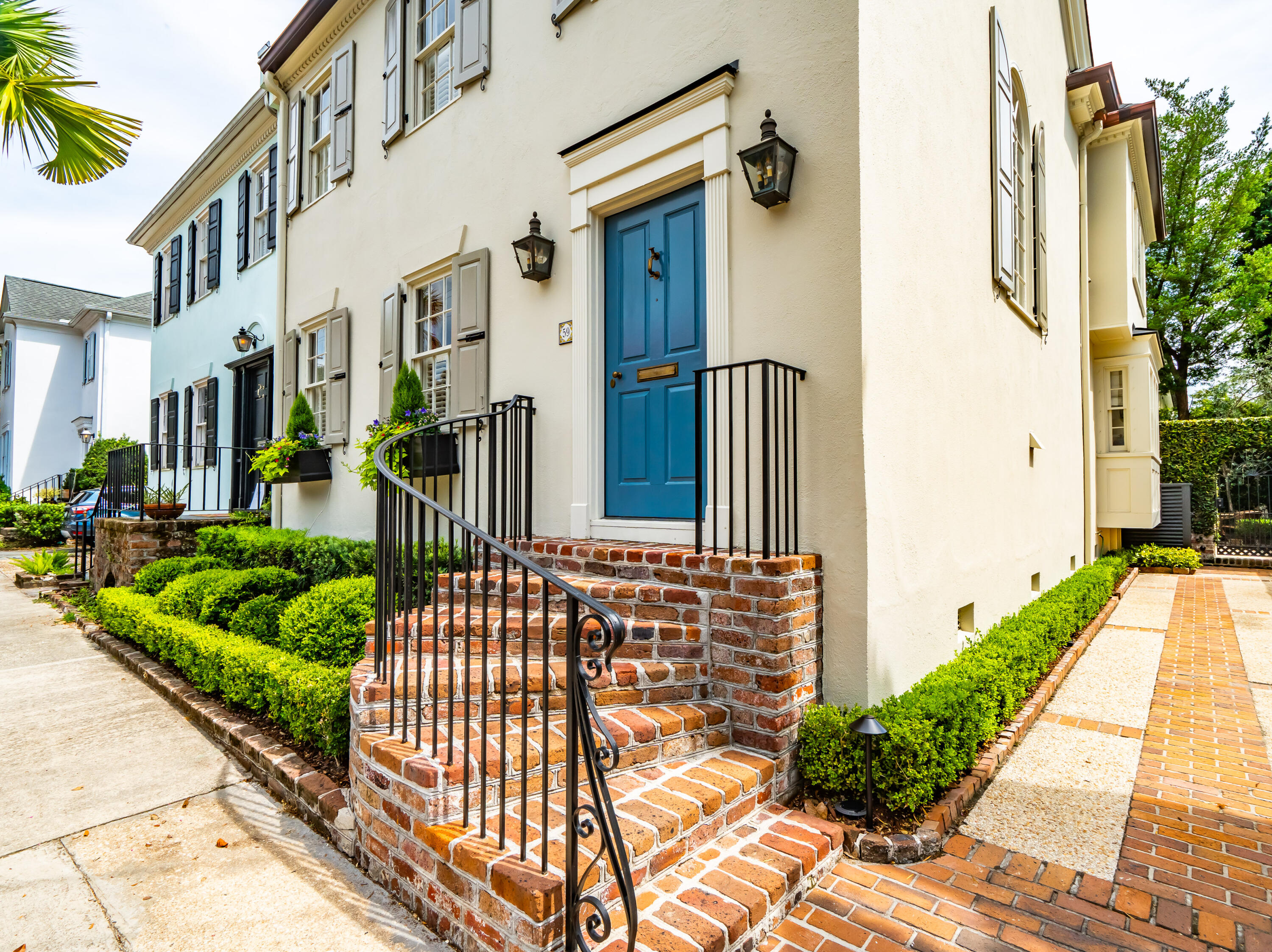 59 S Battery Street