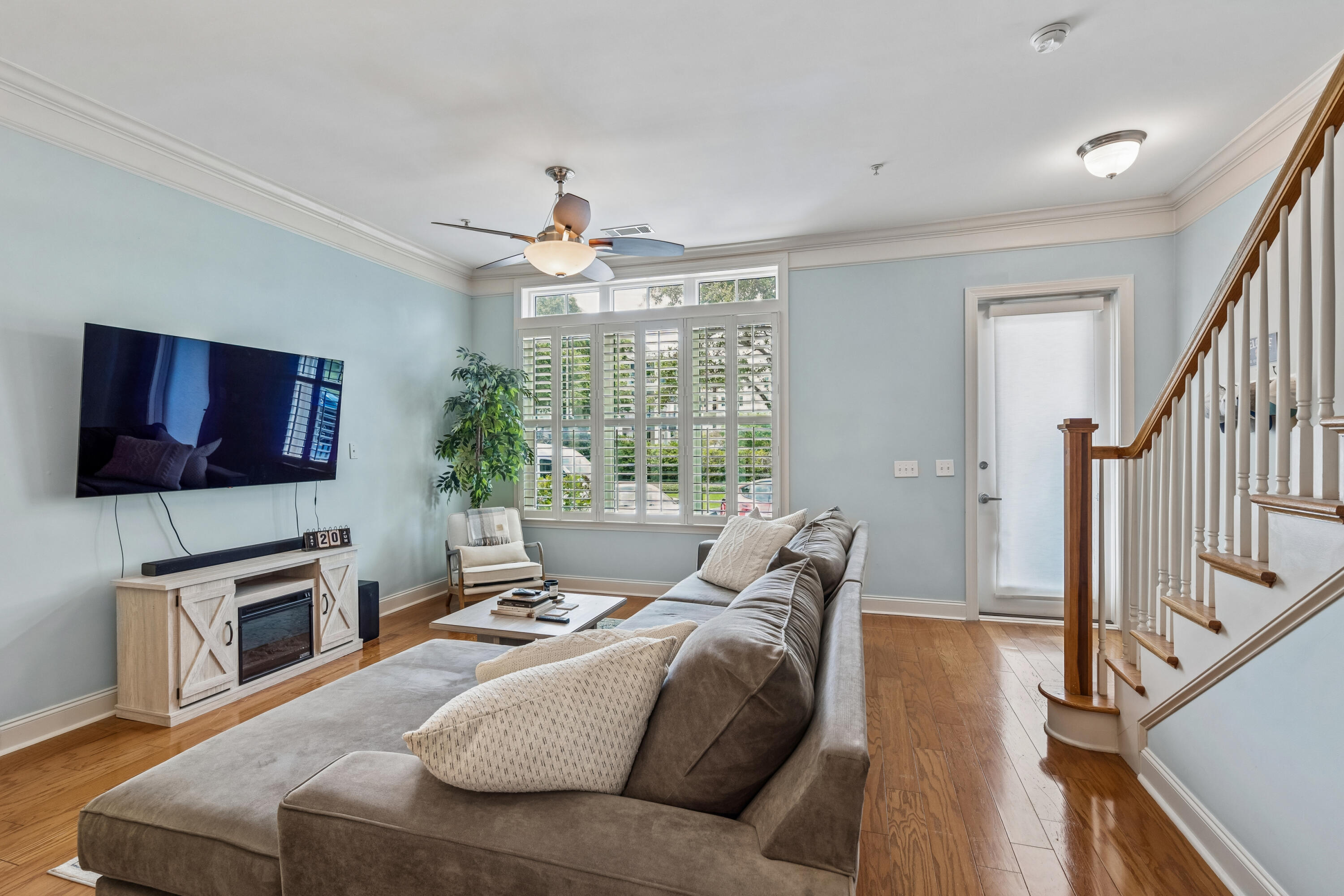 200 River Landing Drive # 102a