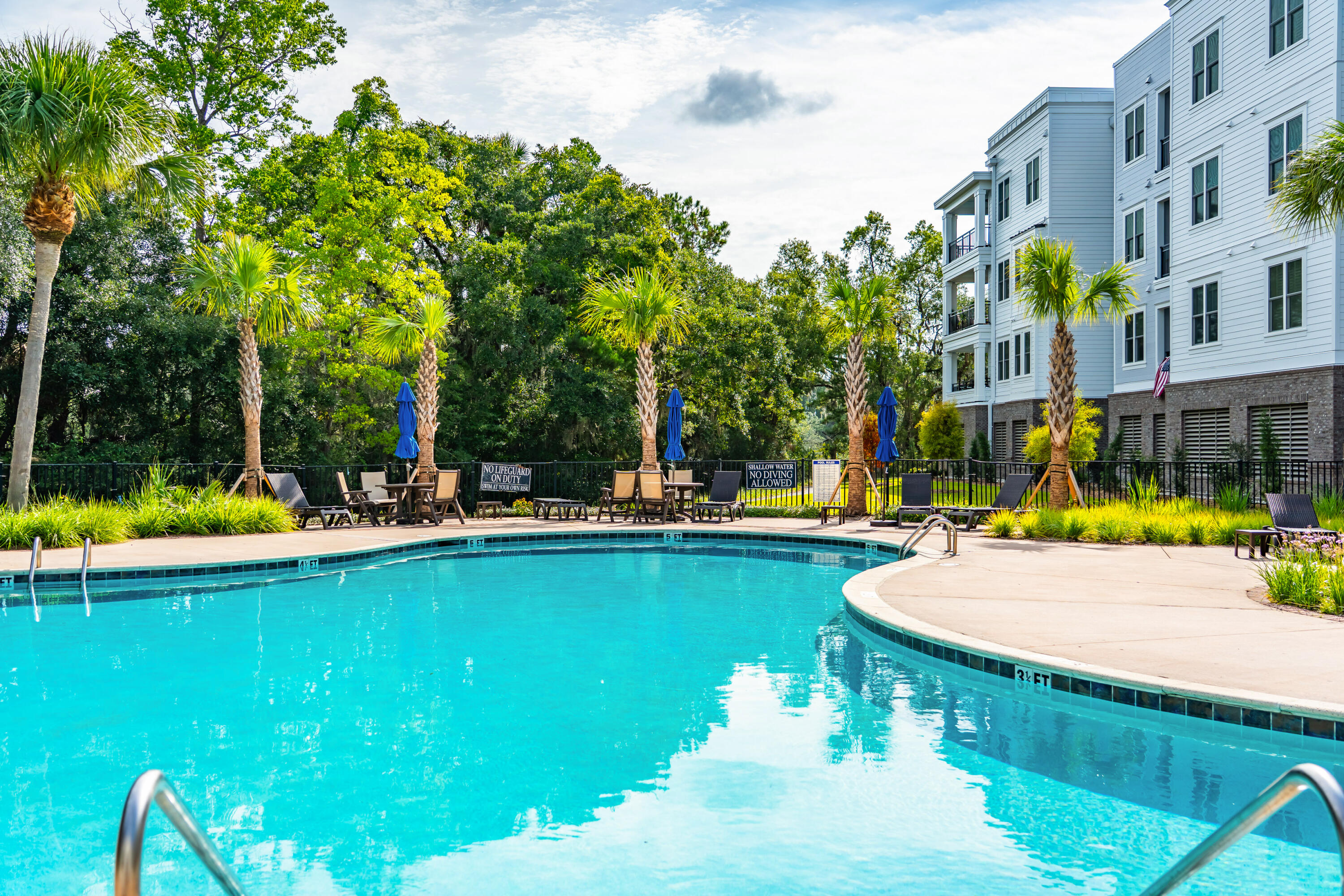 200 River Landing Drive # 102a