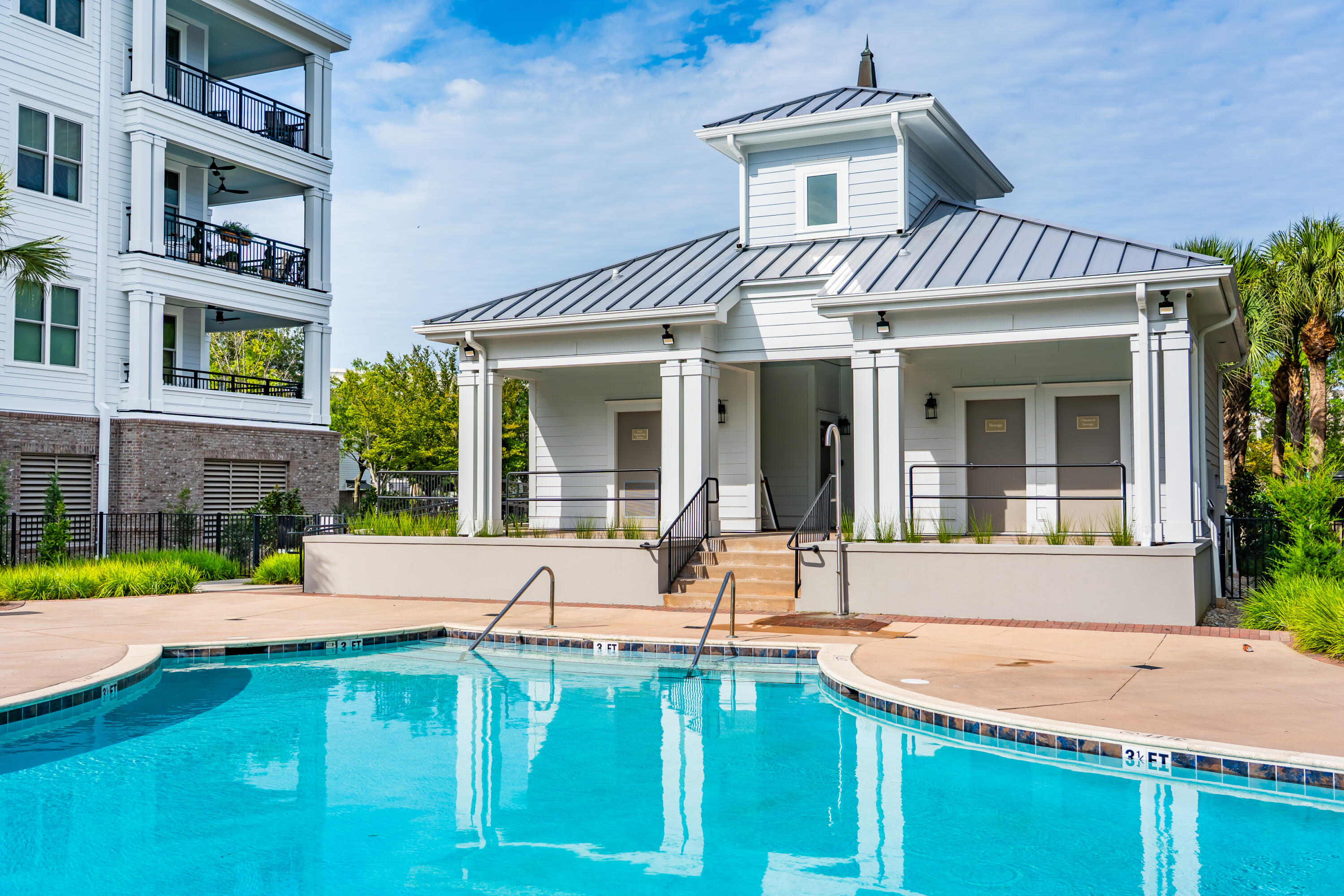 200 River Landing Drive # 102a