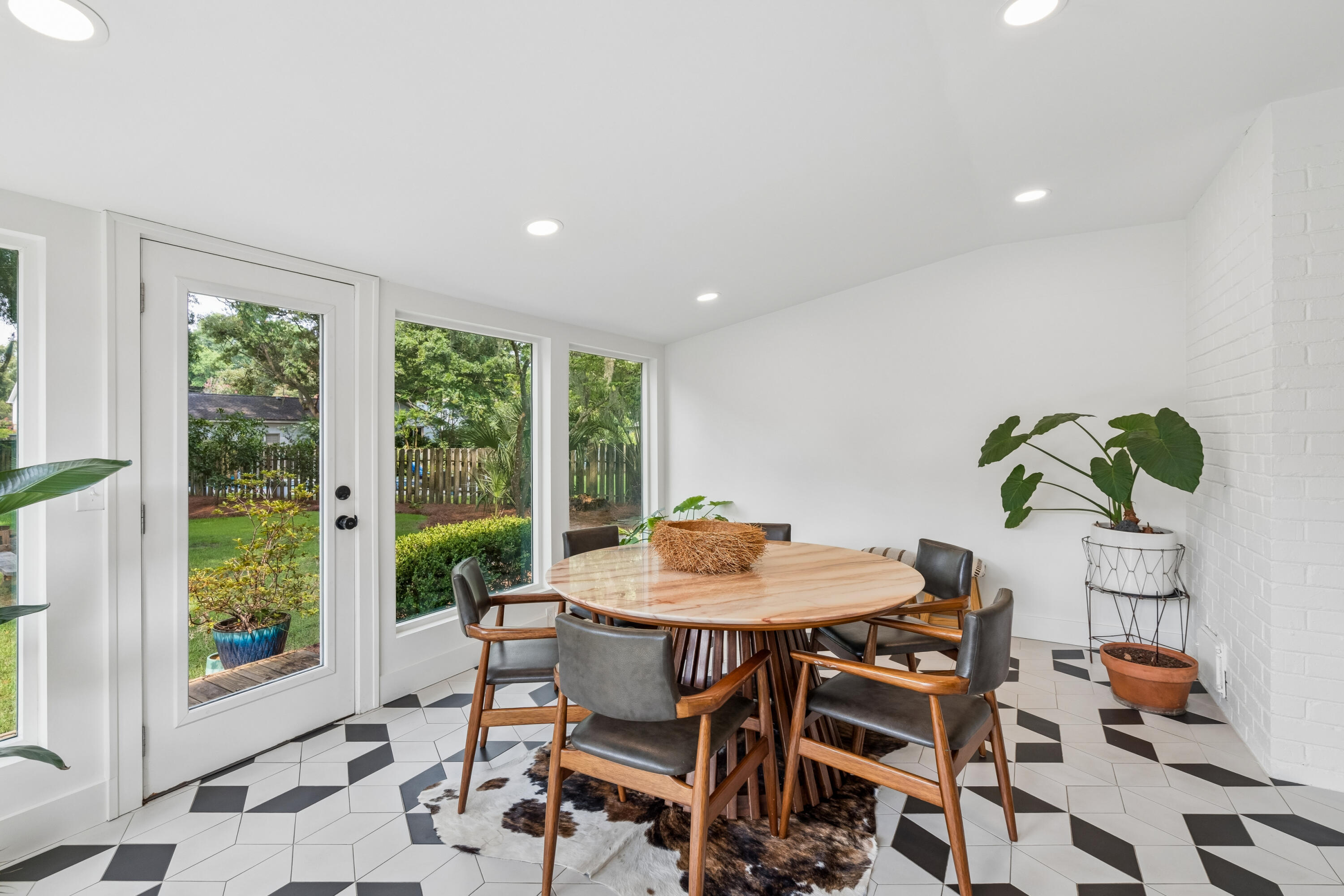 993 Sea Gull Drive