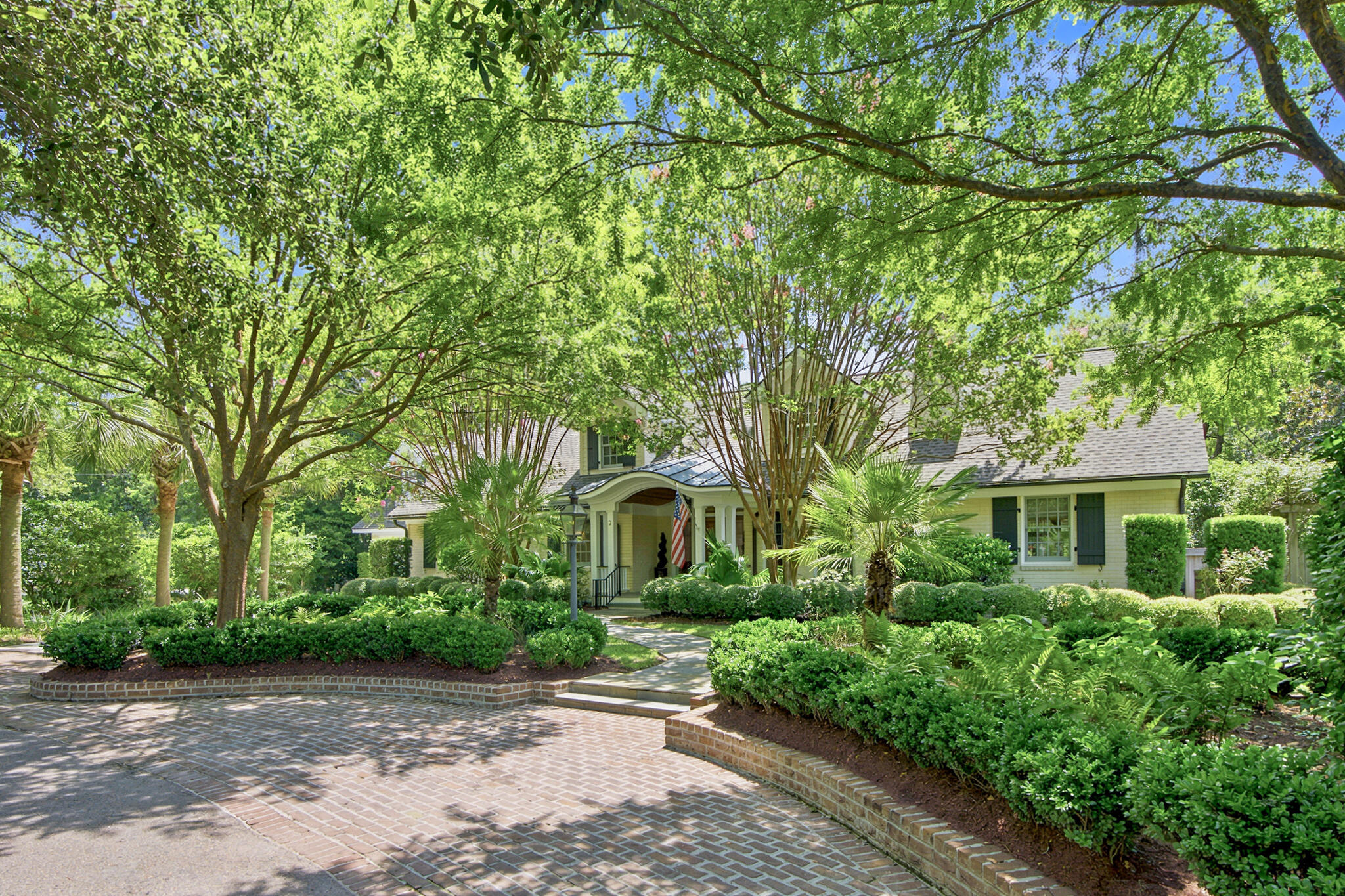 7 Cochran Court