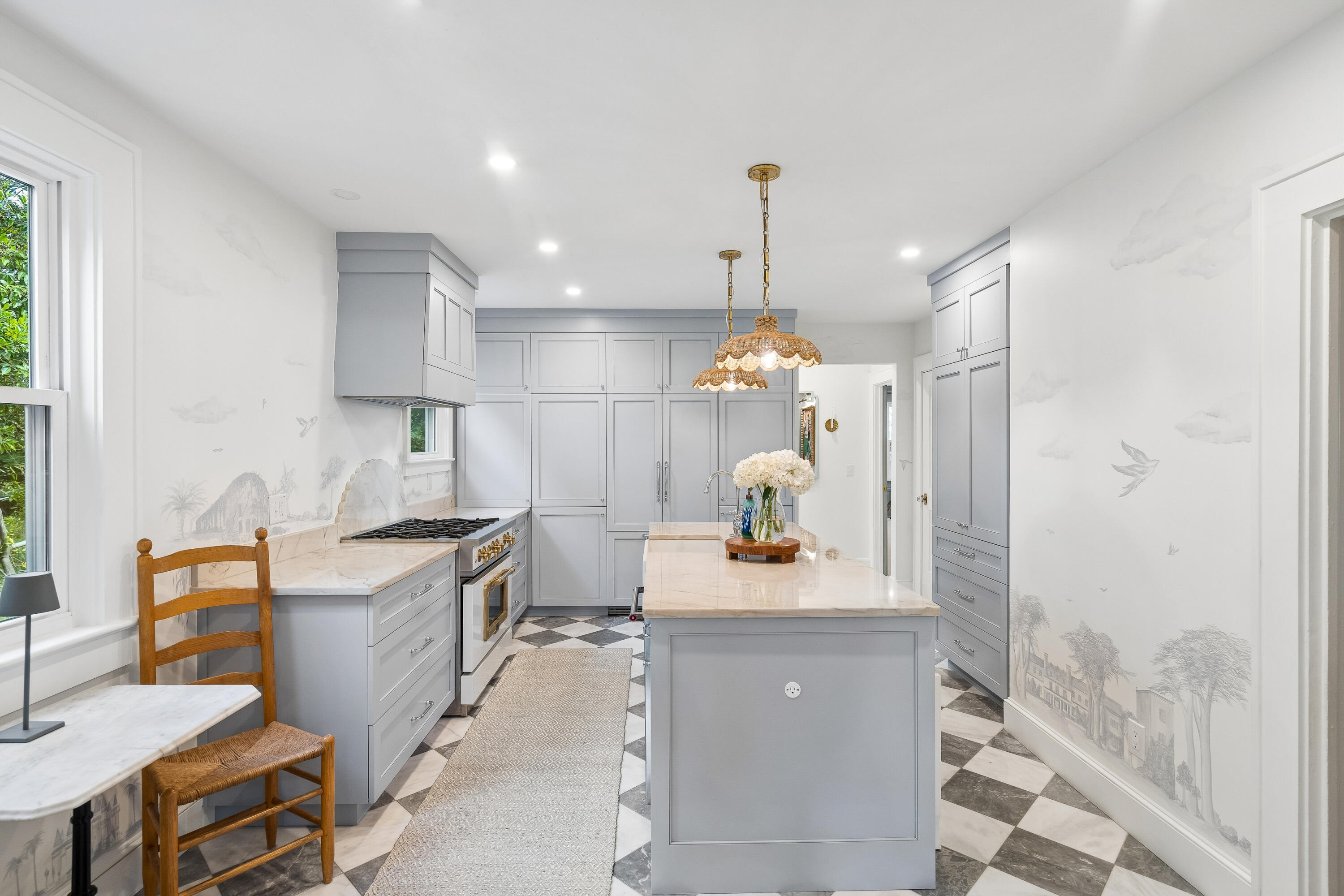 2125 Medway Road