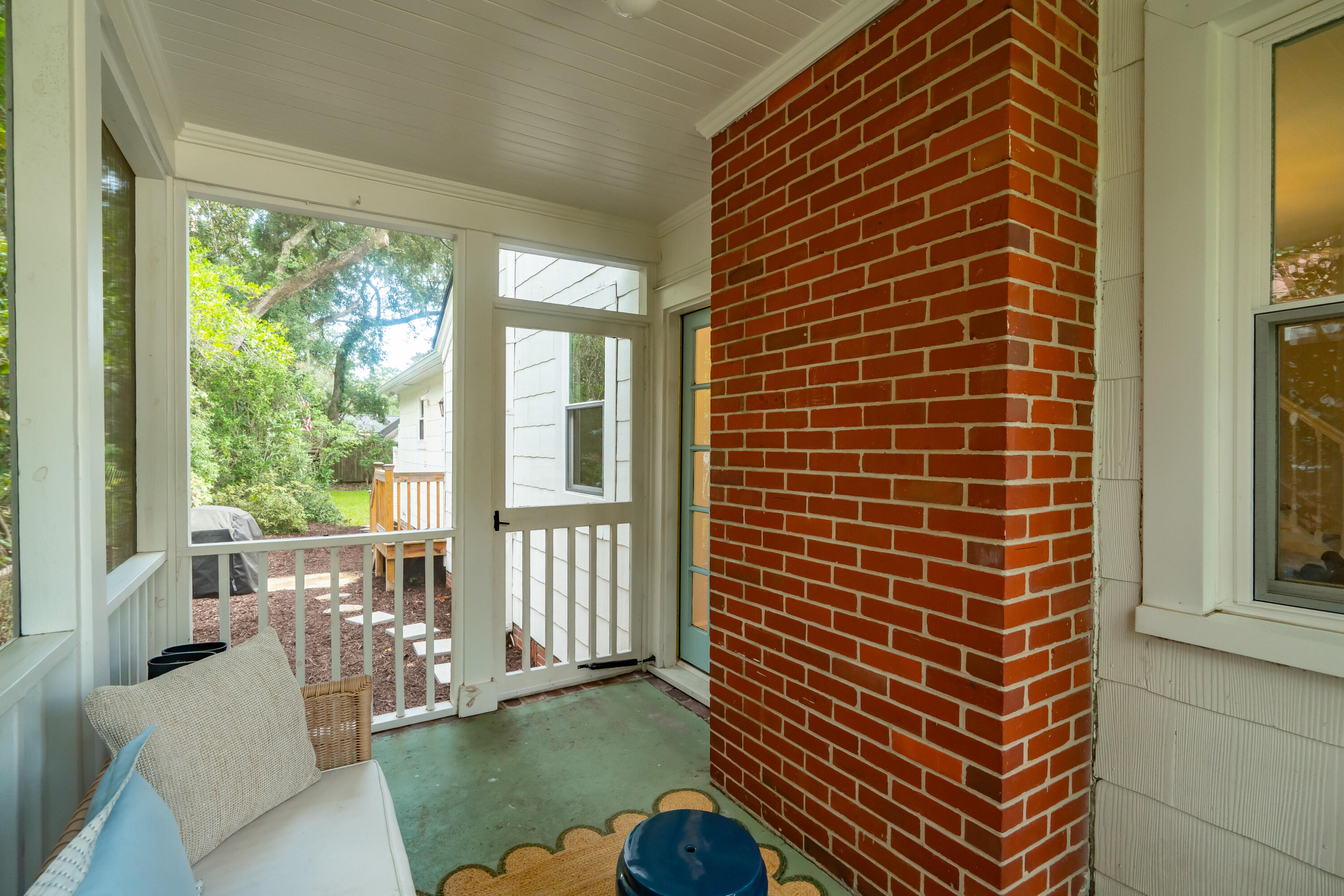 2125 Medway Road