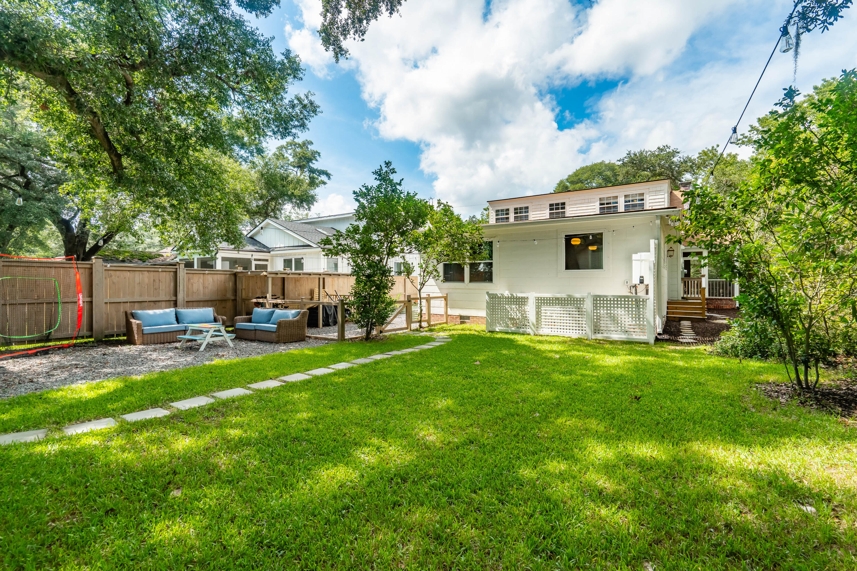 2125 Medway Road