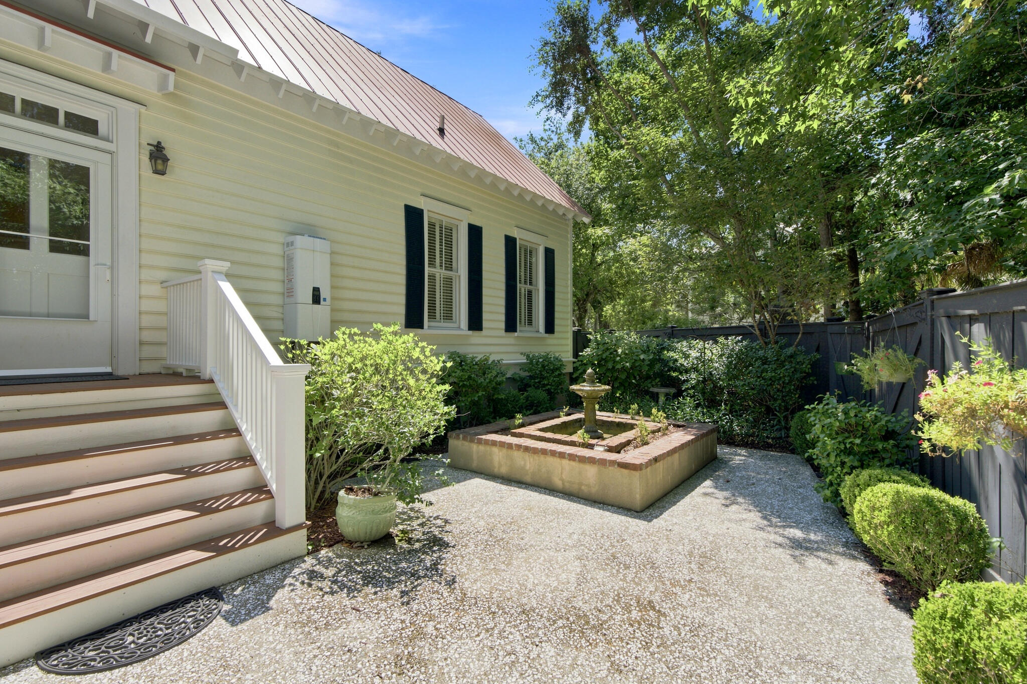 55 Montrose Road