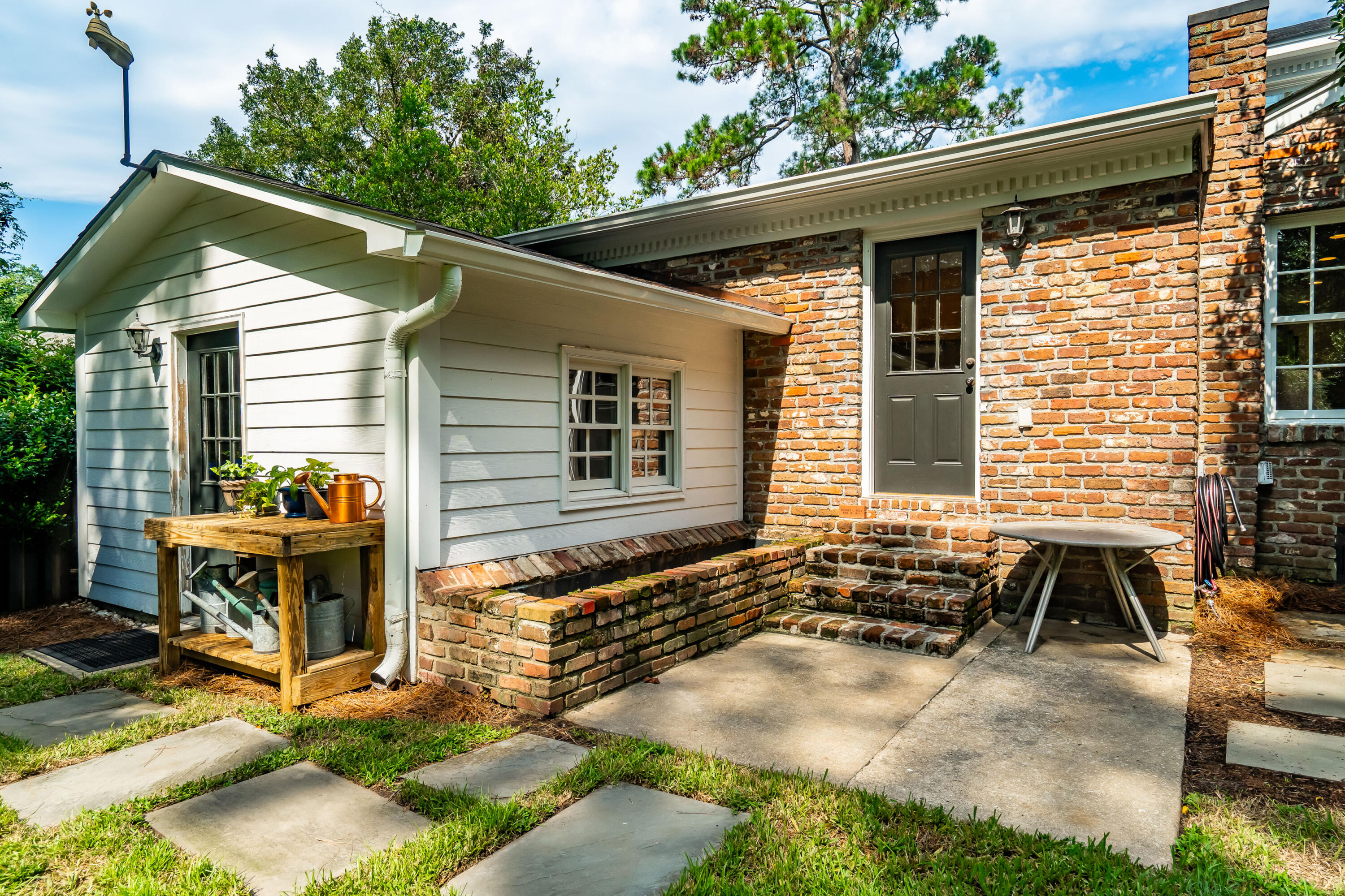 1408 Burningtree Road