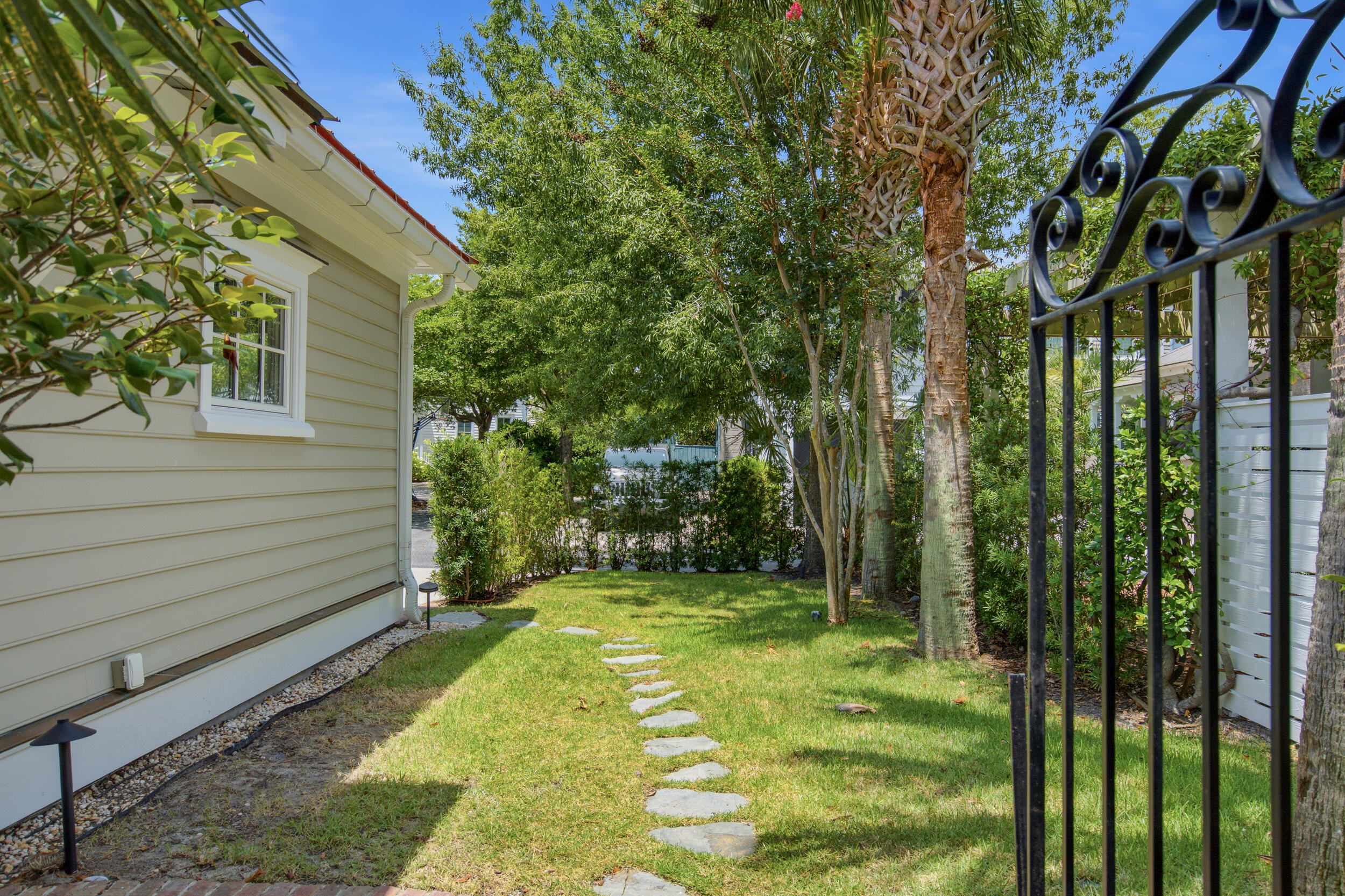 59 Joggling Street