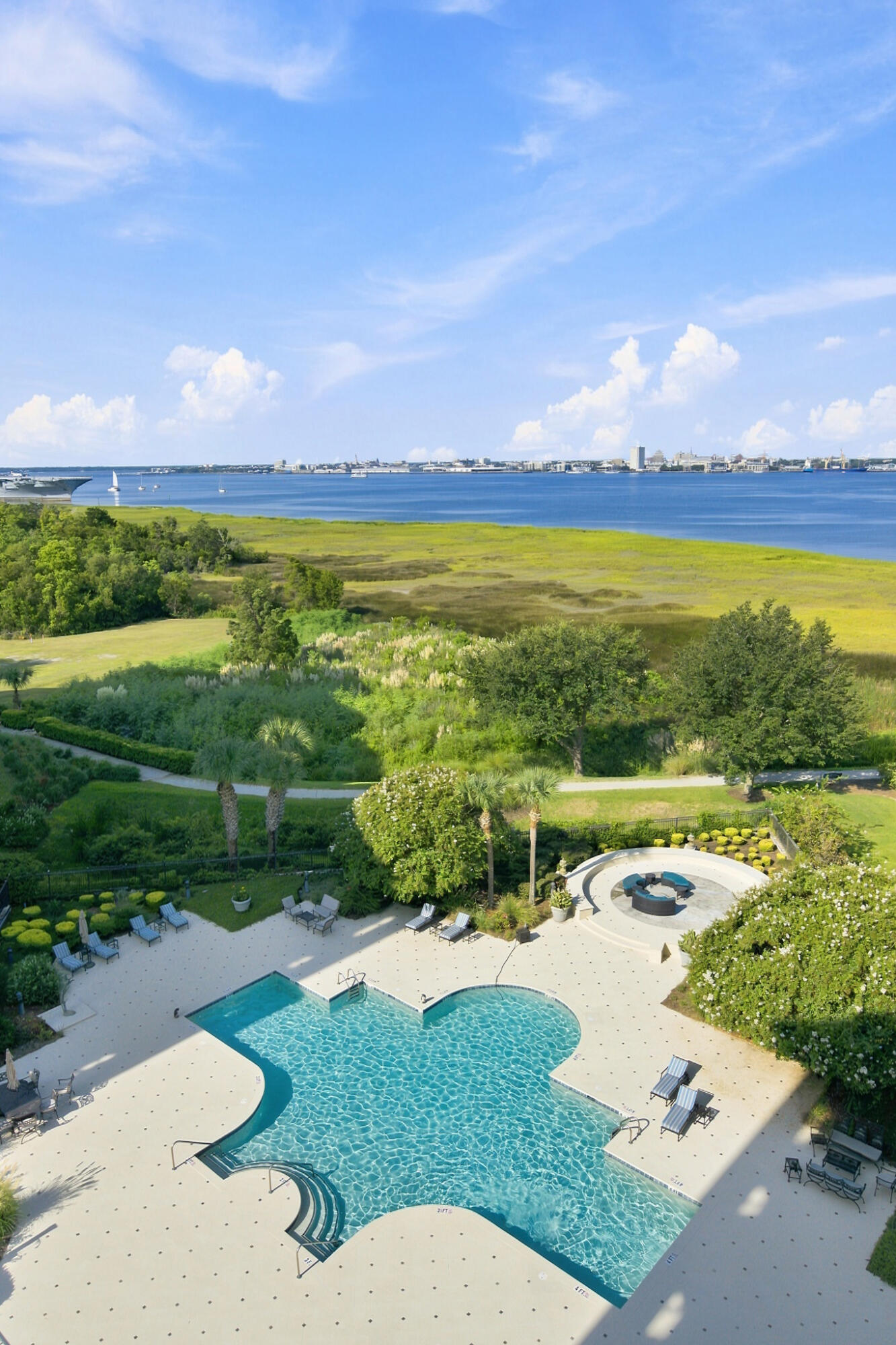 176 N Plaza Court # 606