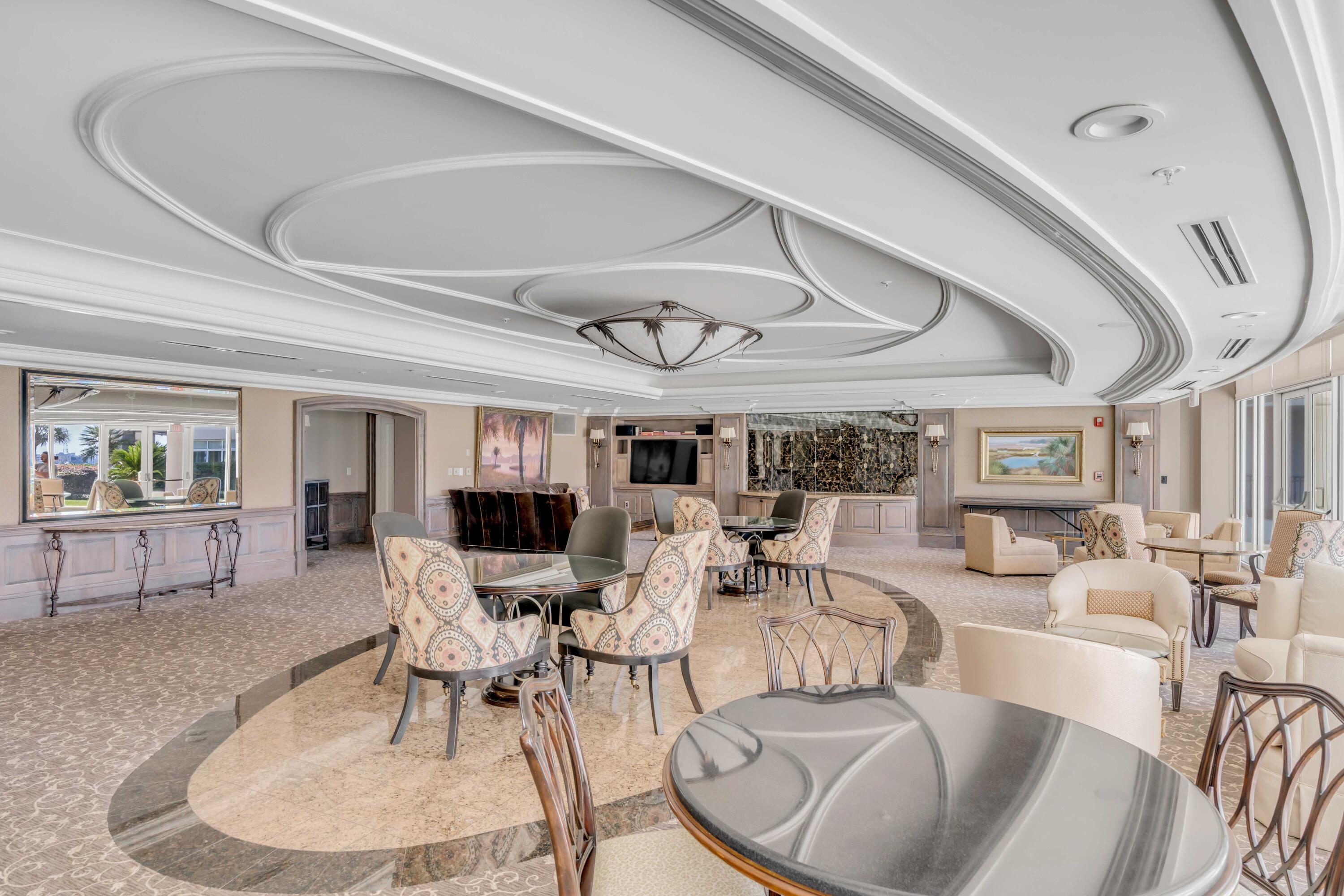 176 N Plaza Court # 606