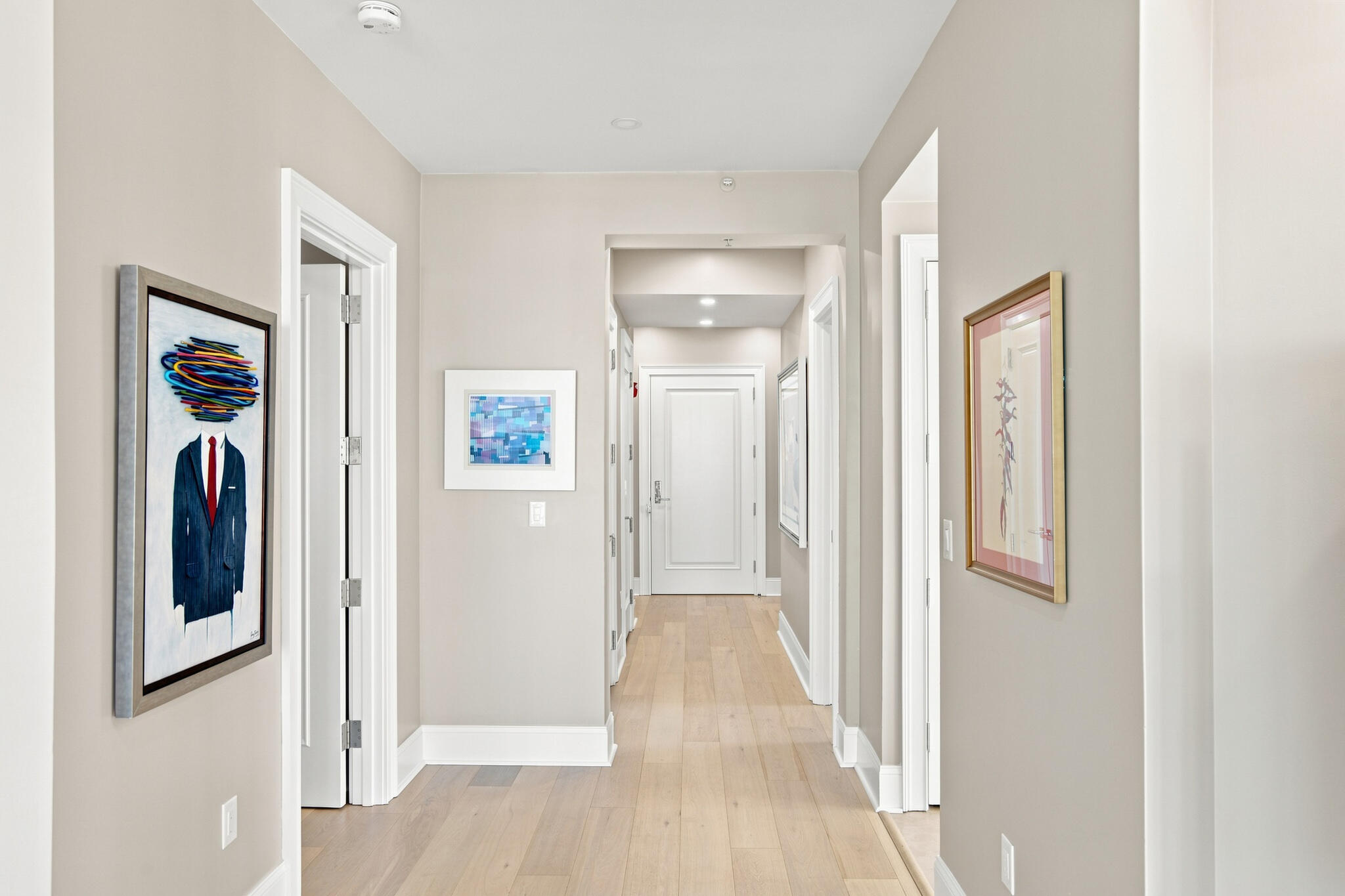 176 N Plaza Court # 606