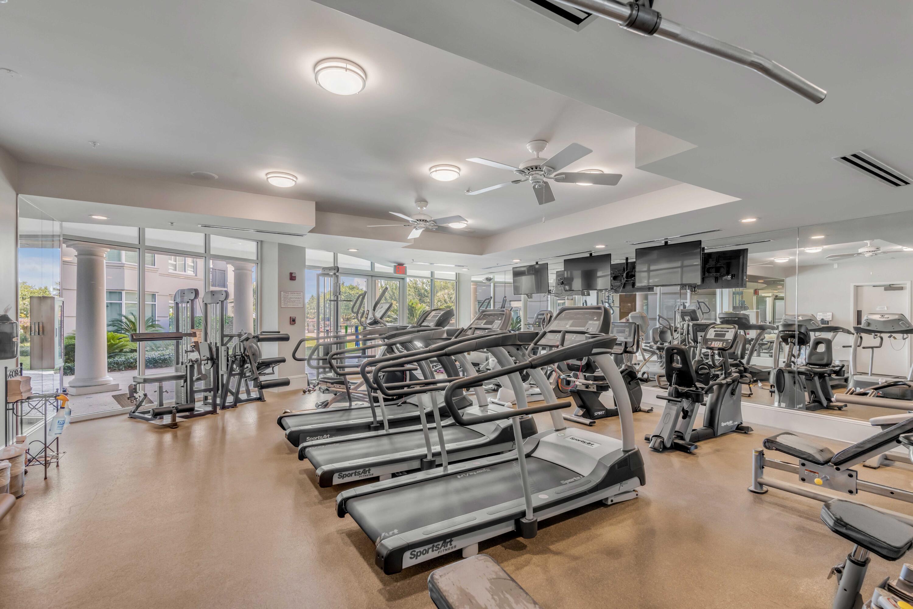 176 N Plaza Court # 606