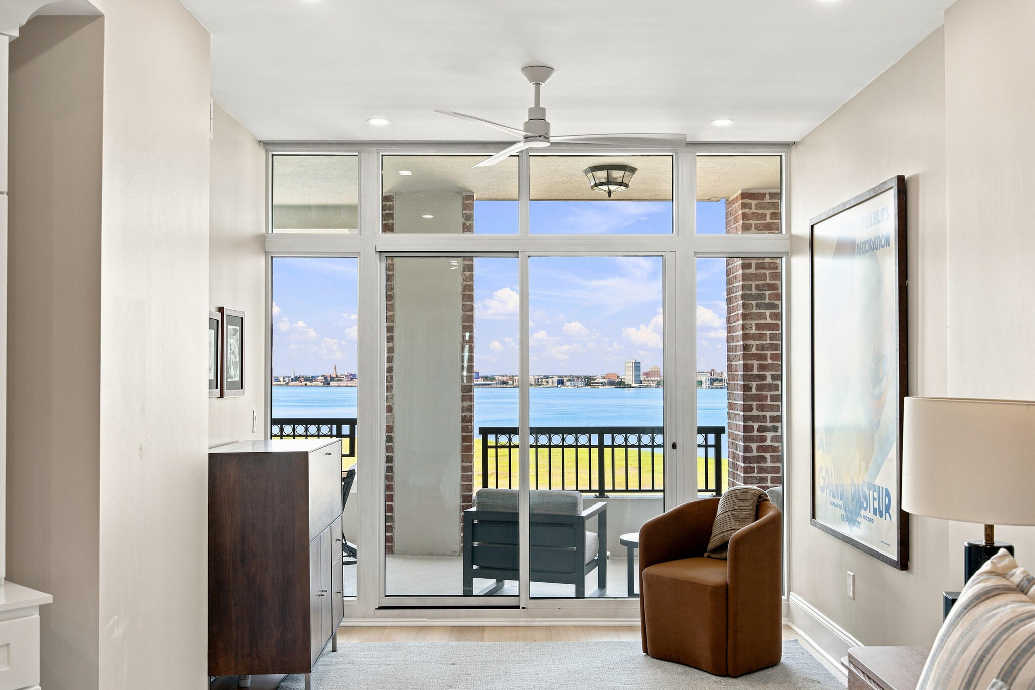176 N Plaza Court # 606