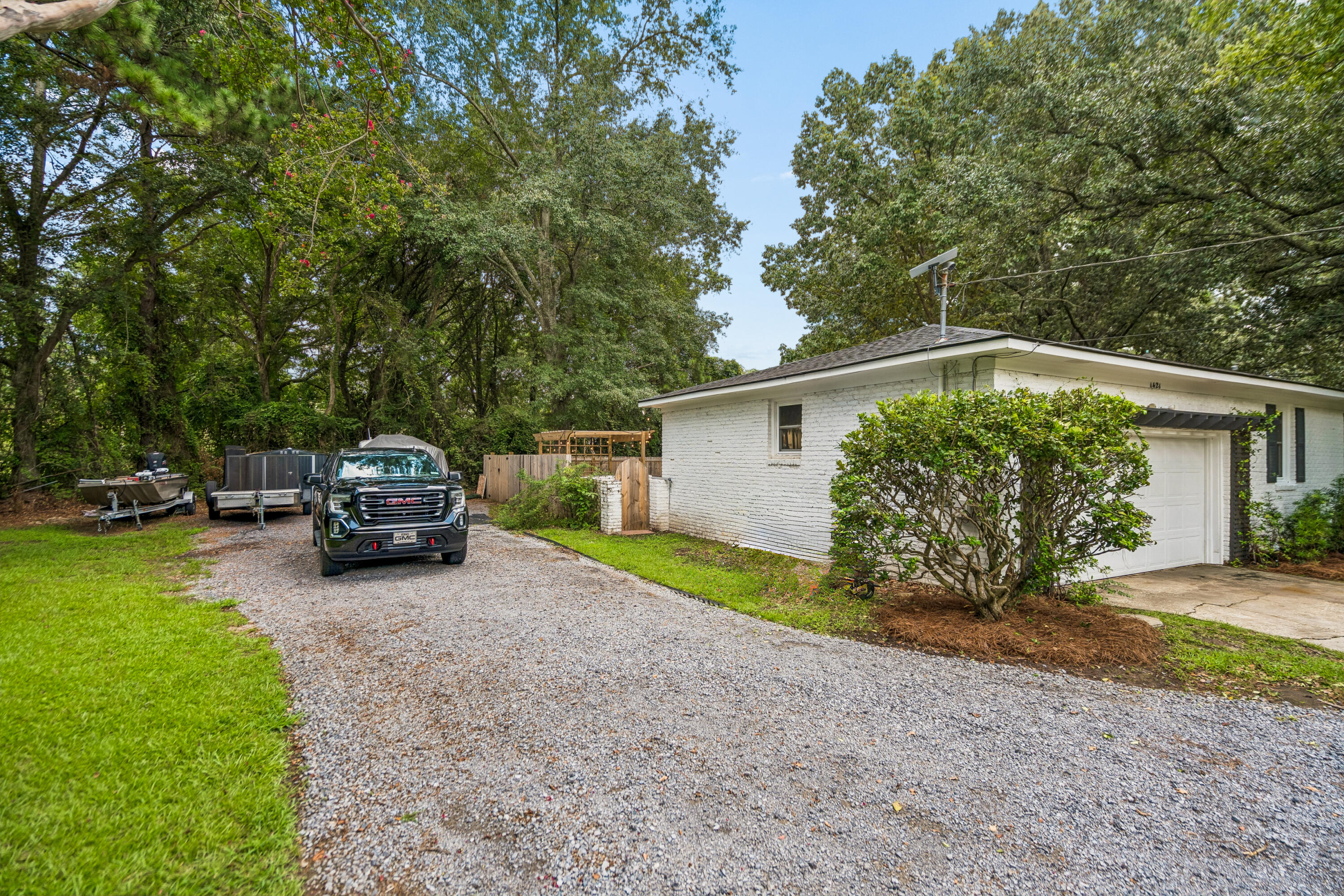 1421 Tara Road