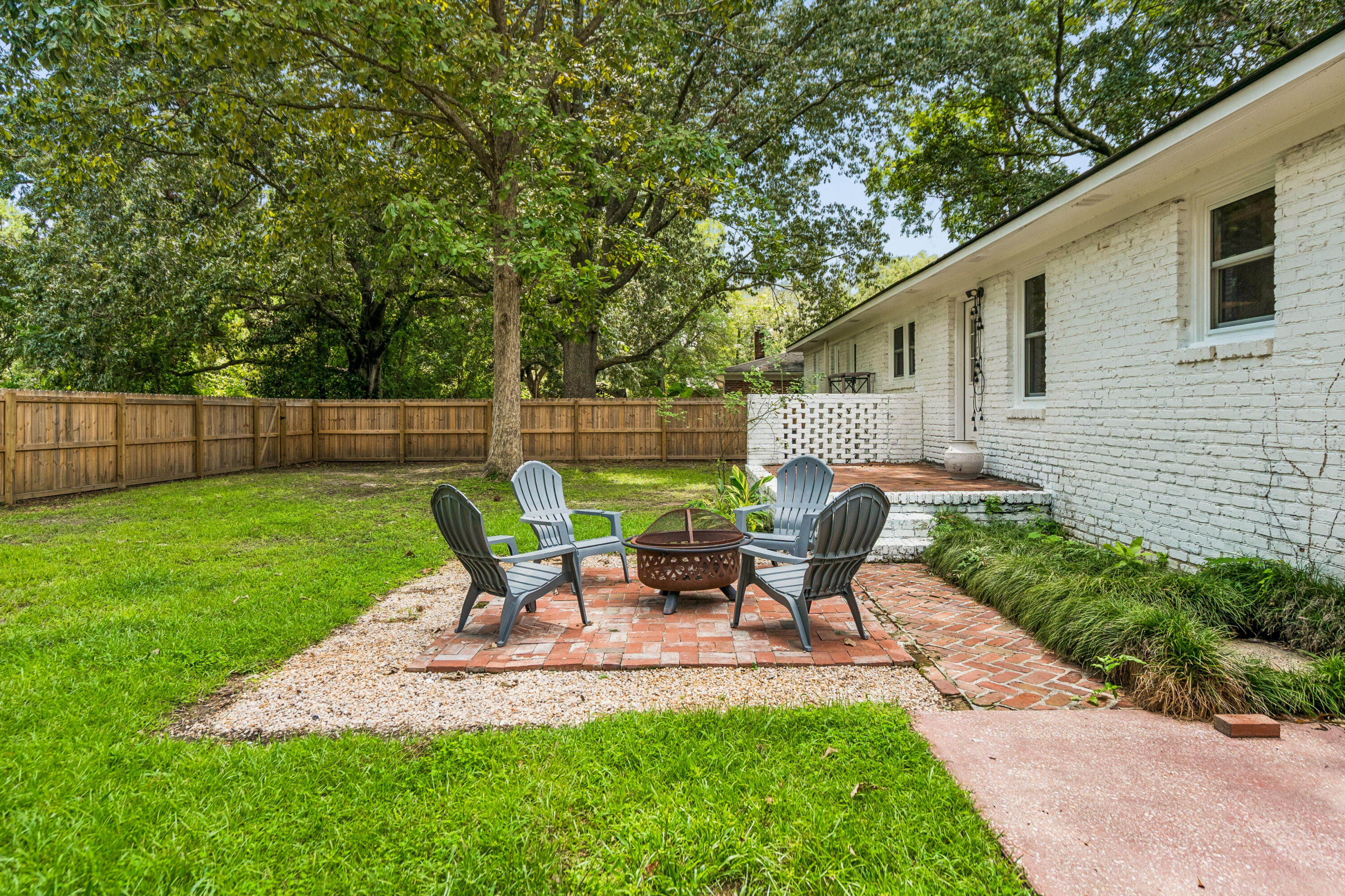 1421 Tara Road