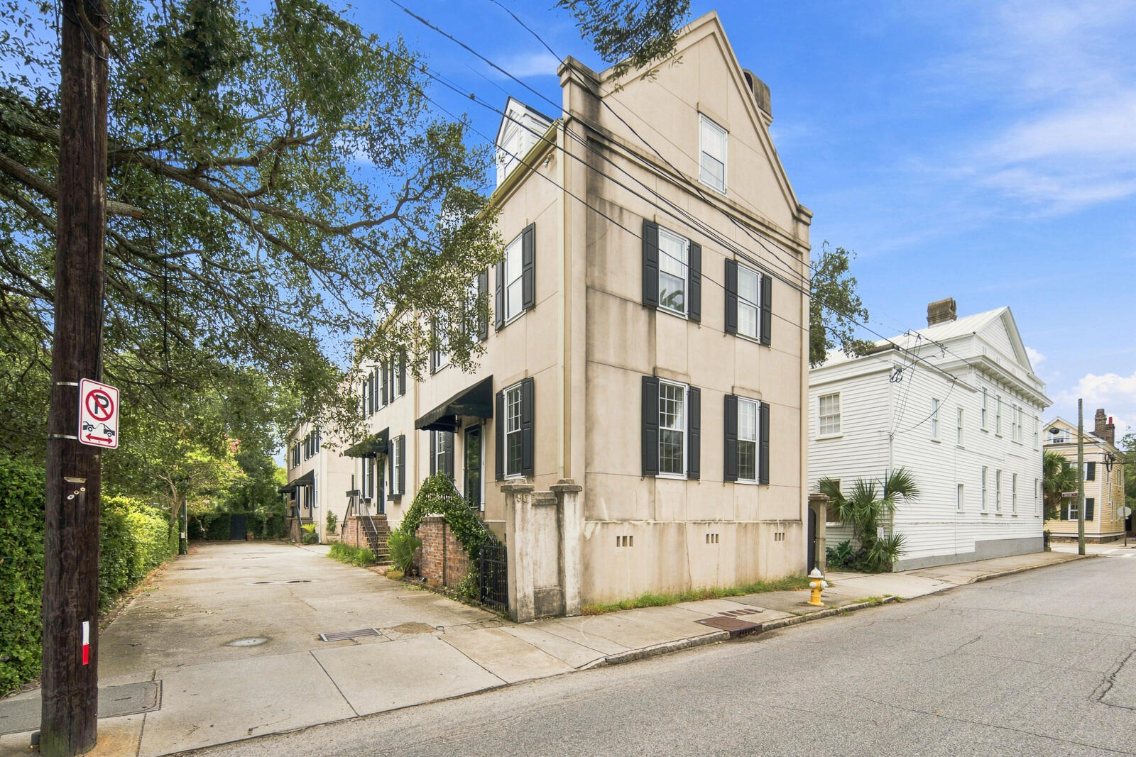 93 Beaufain Street Apt A