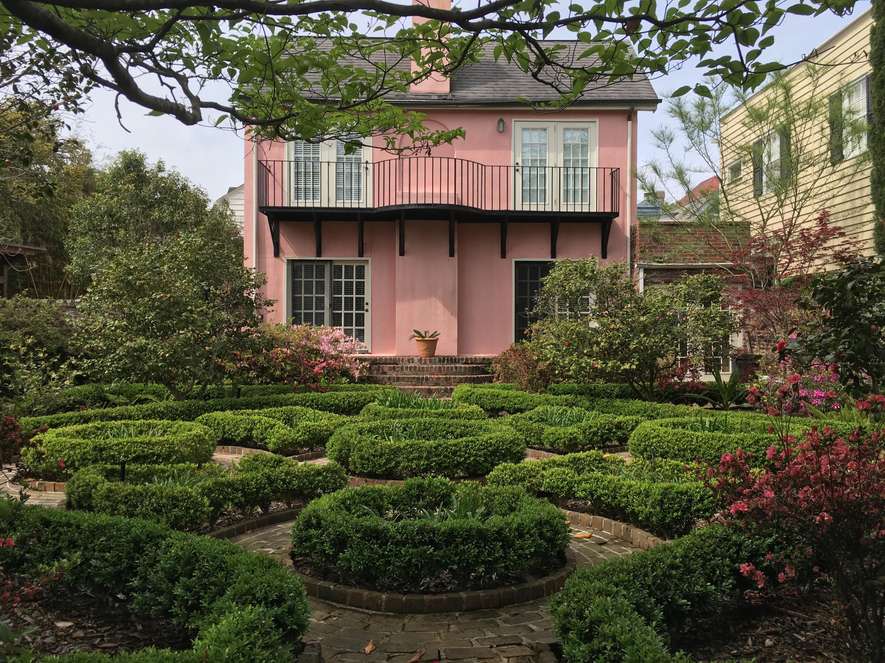 1 Ford Court