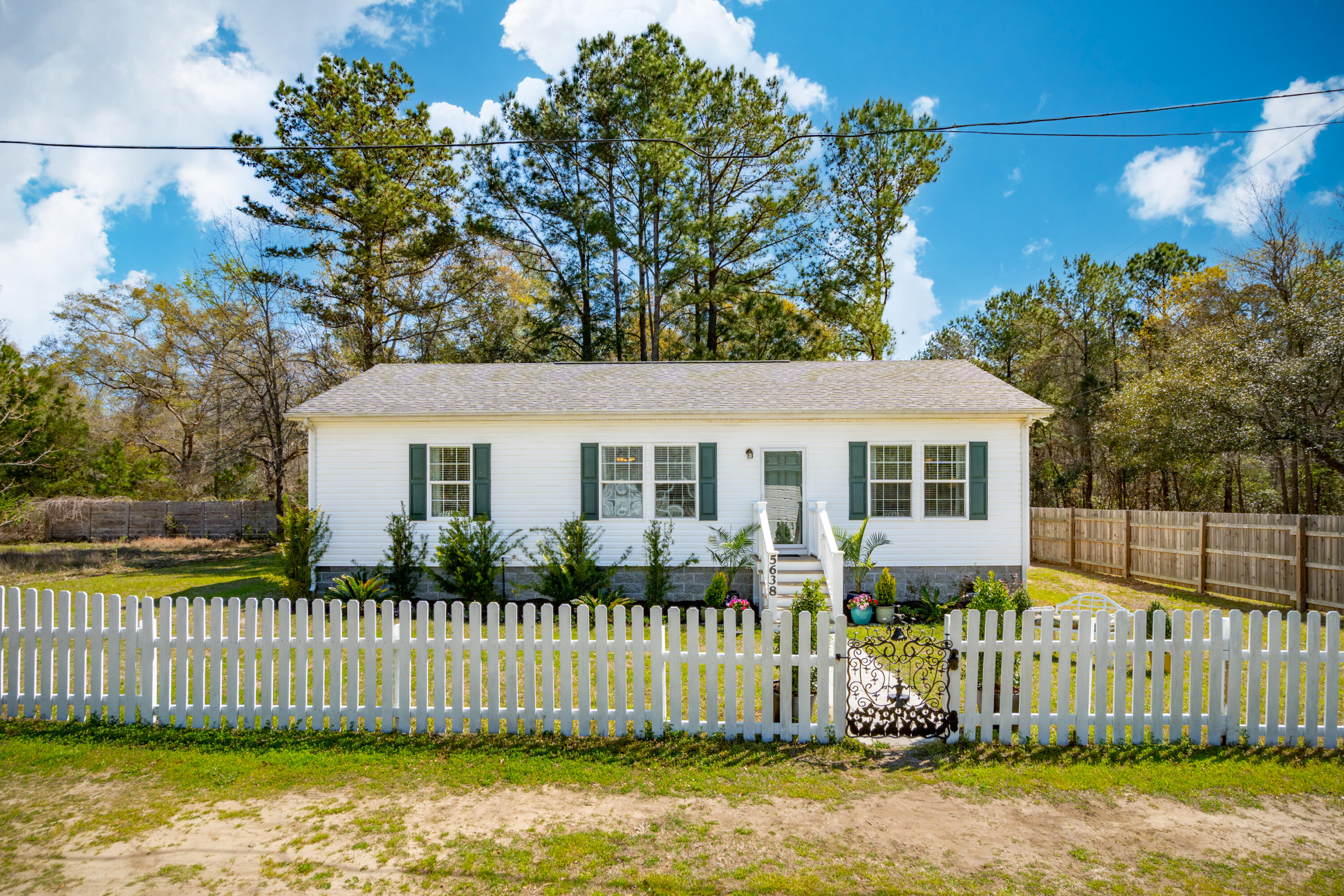 5638 Dixie Plantation Road
