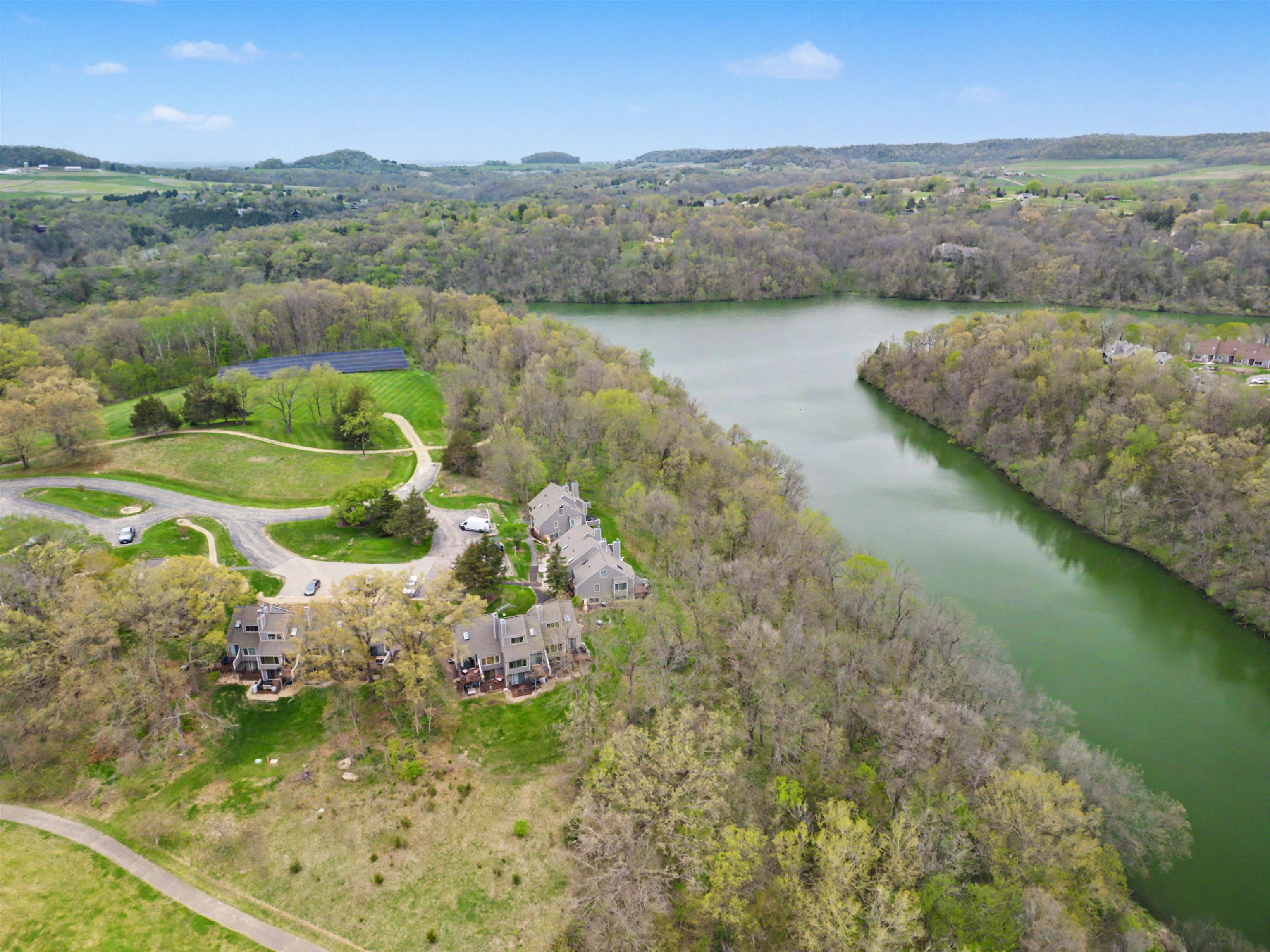 12 Cedar Bluff Lane