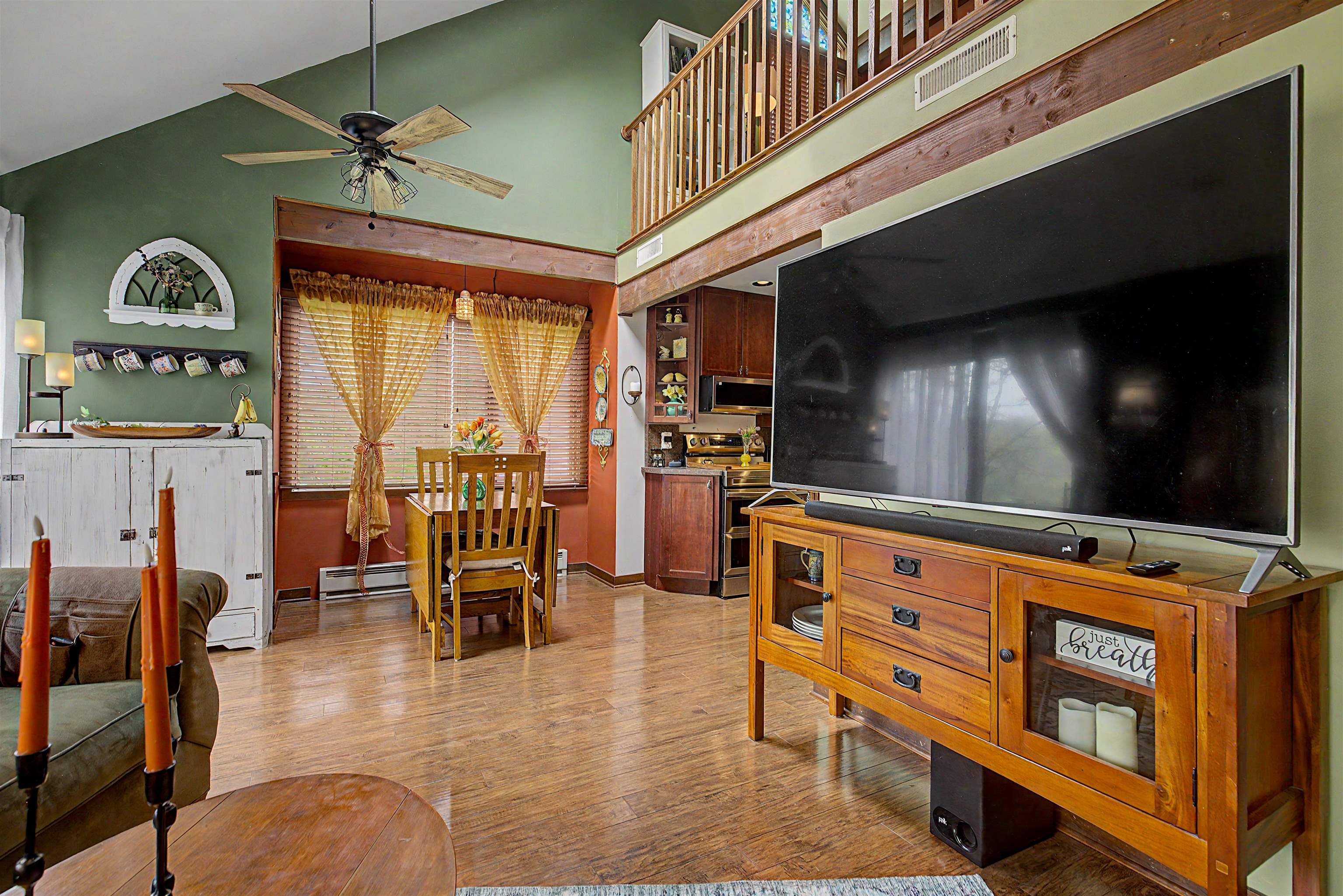 12 Cedar Bluff Lane