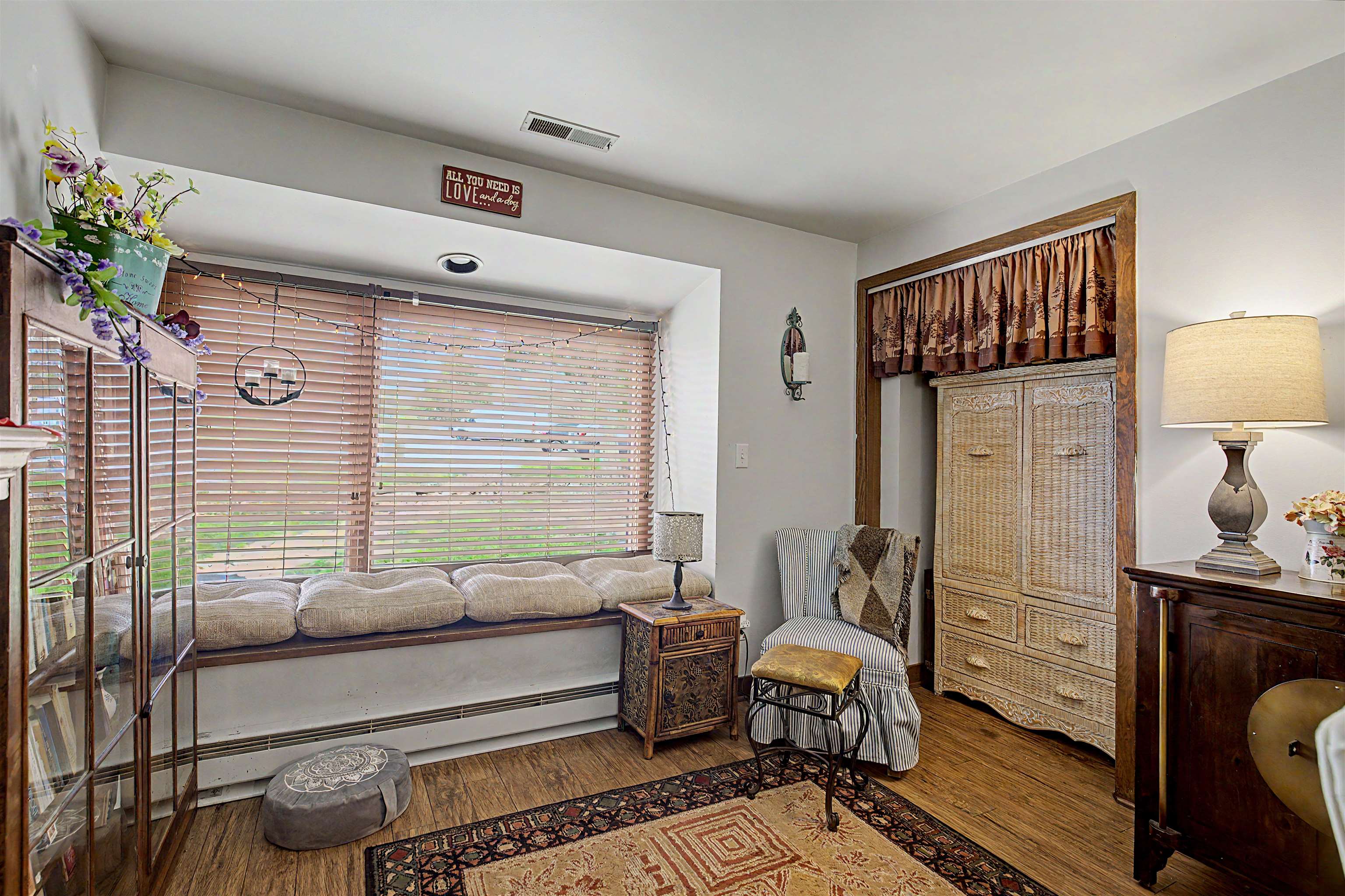 12 Cedar Bluff Lane