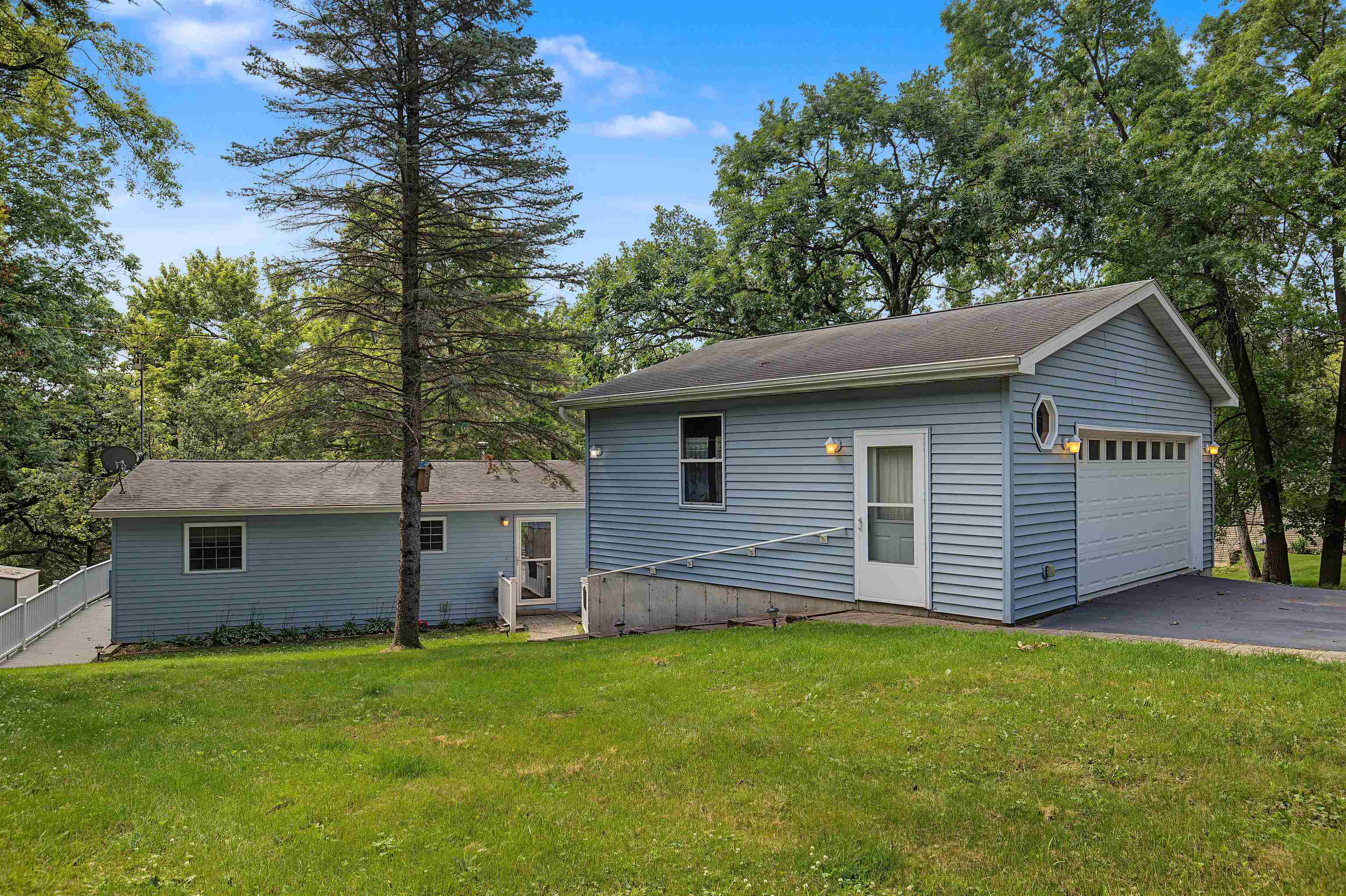 8A285 Madison Court