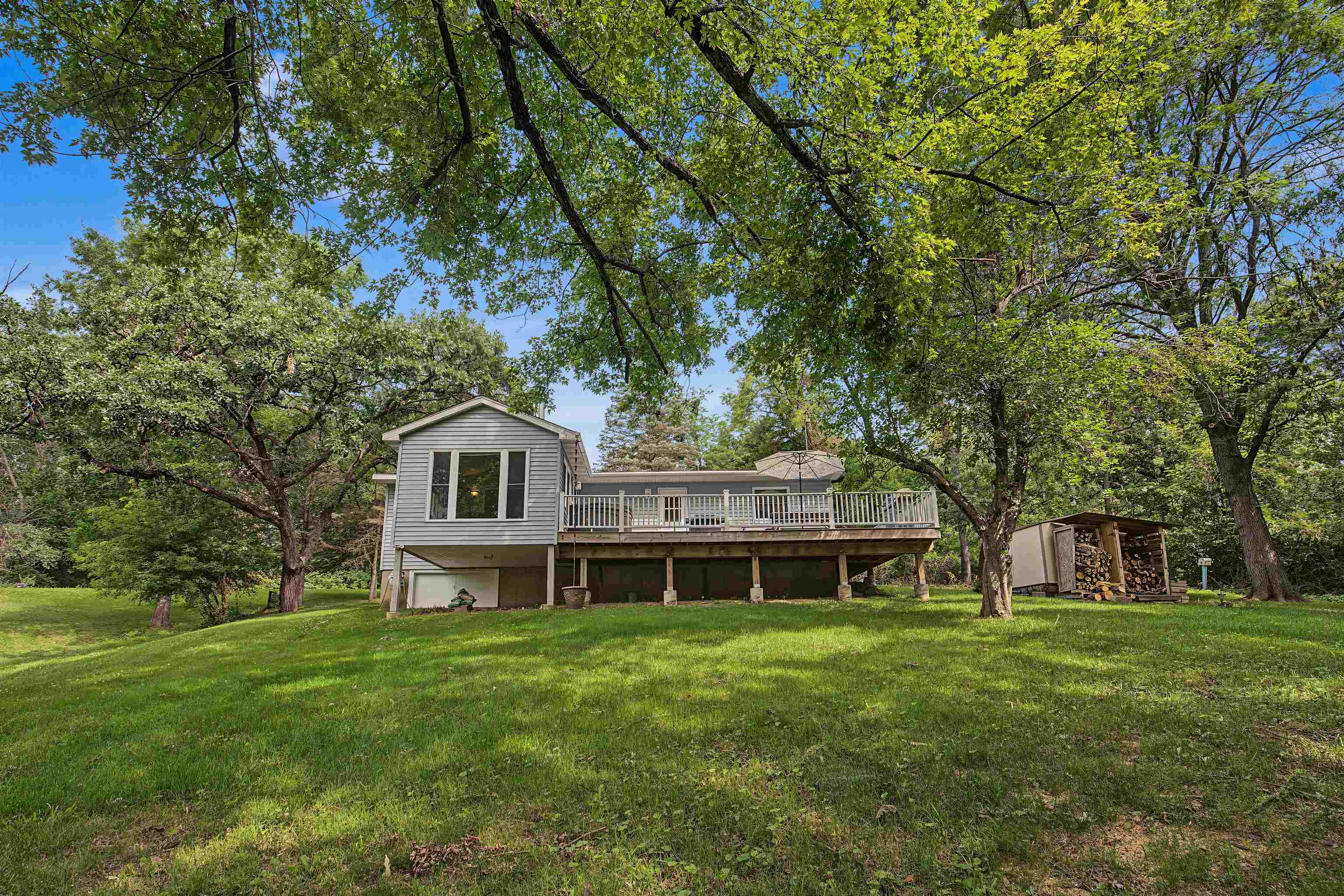 8A285 Madison Court