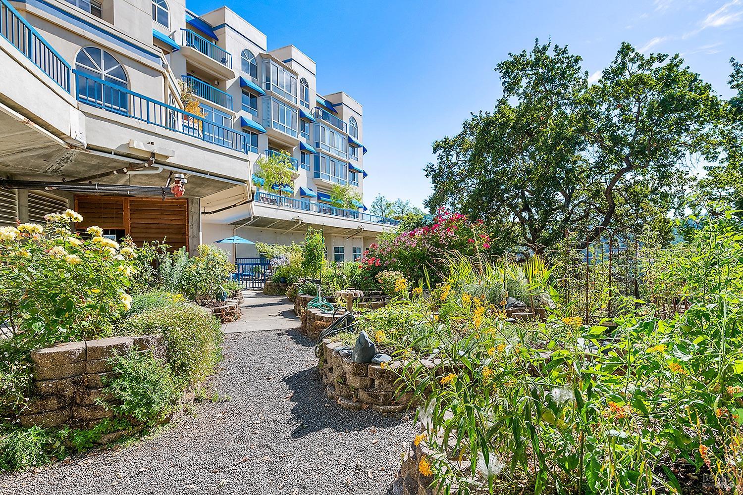 100 Thorndale Drive Unit: #217