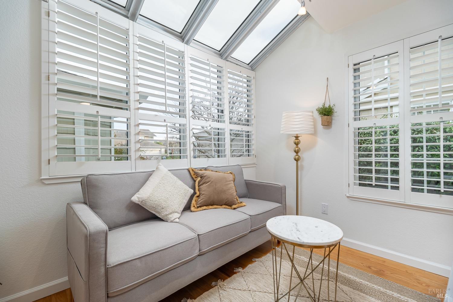 18 Narragansett Cove