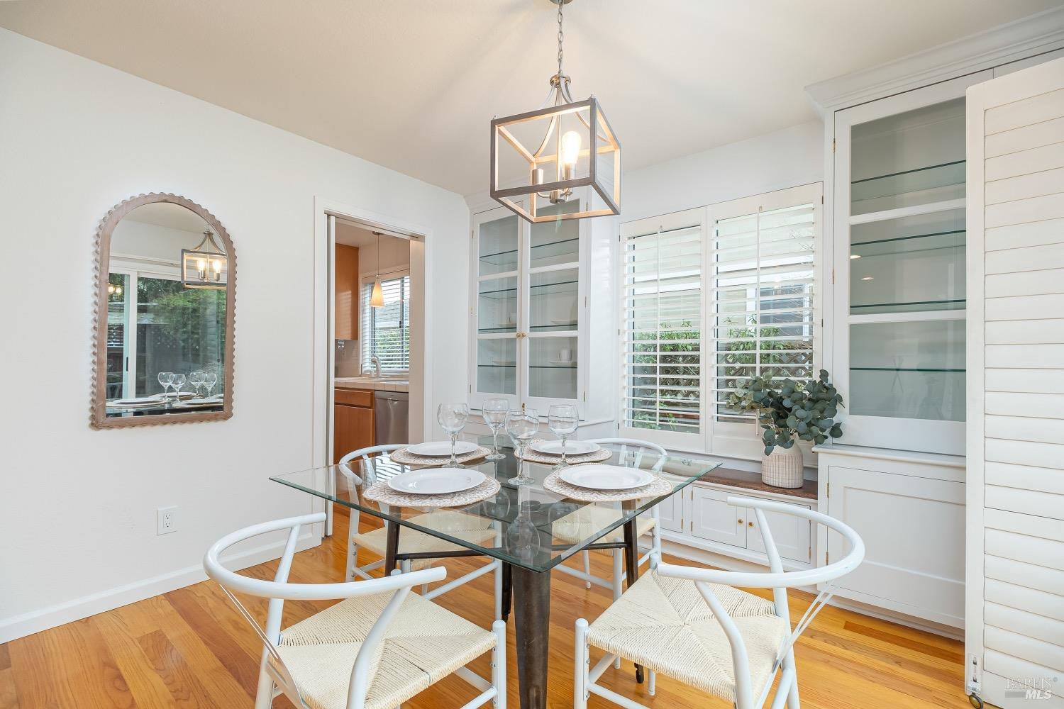 18 Narragansett Cove