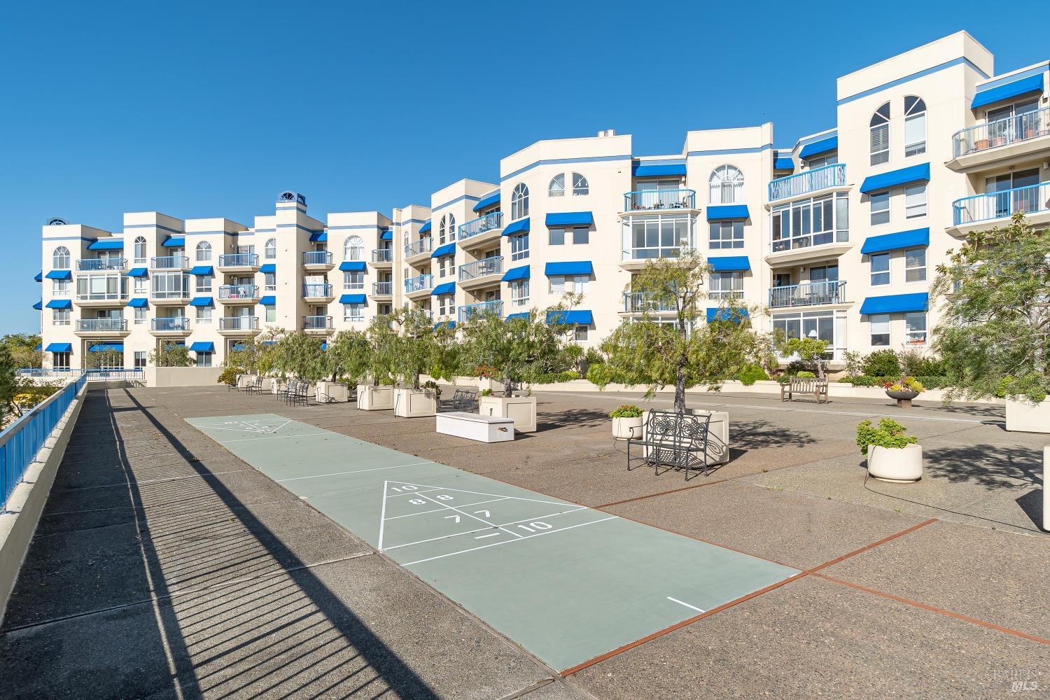 100 Thorndale Drive Unit: #243