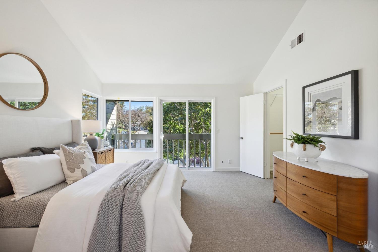 15 Sequoia Glen Lane