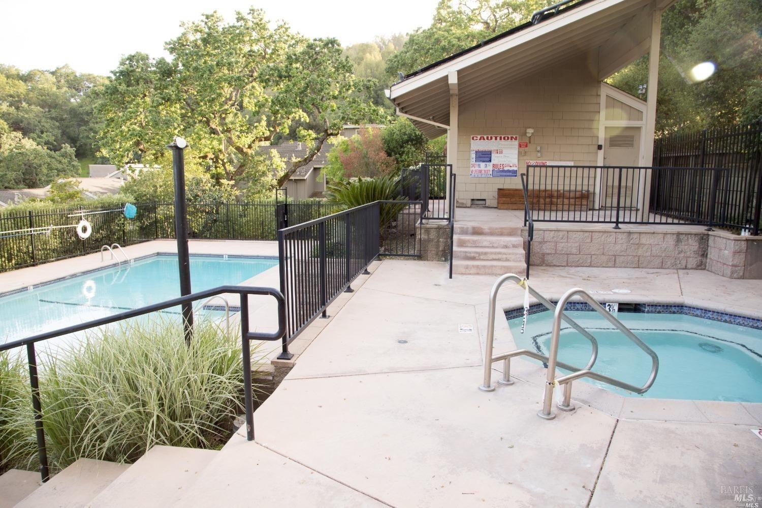 15 Sequoia Glen Lane