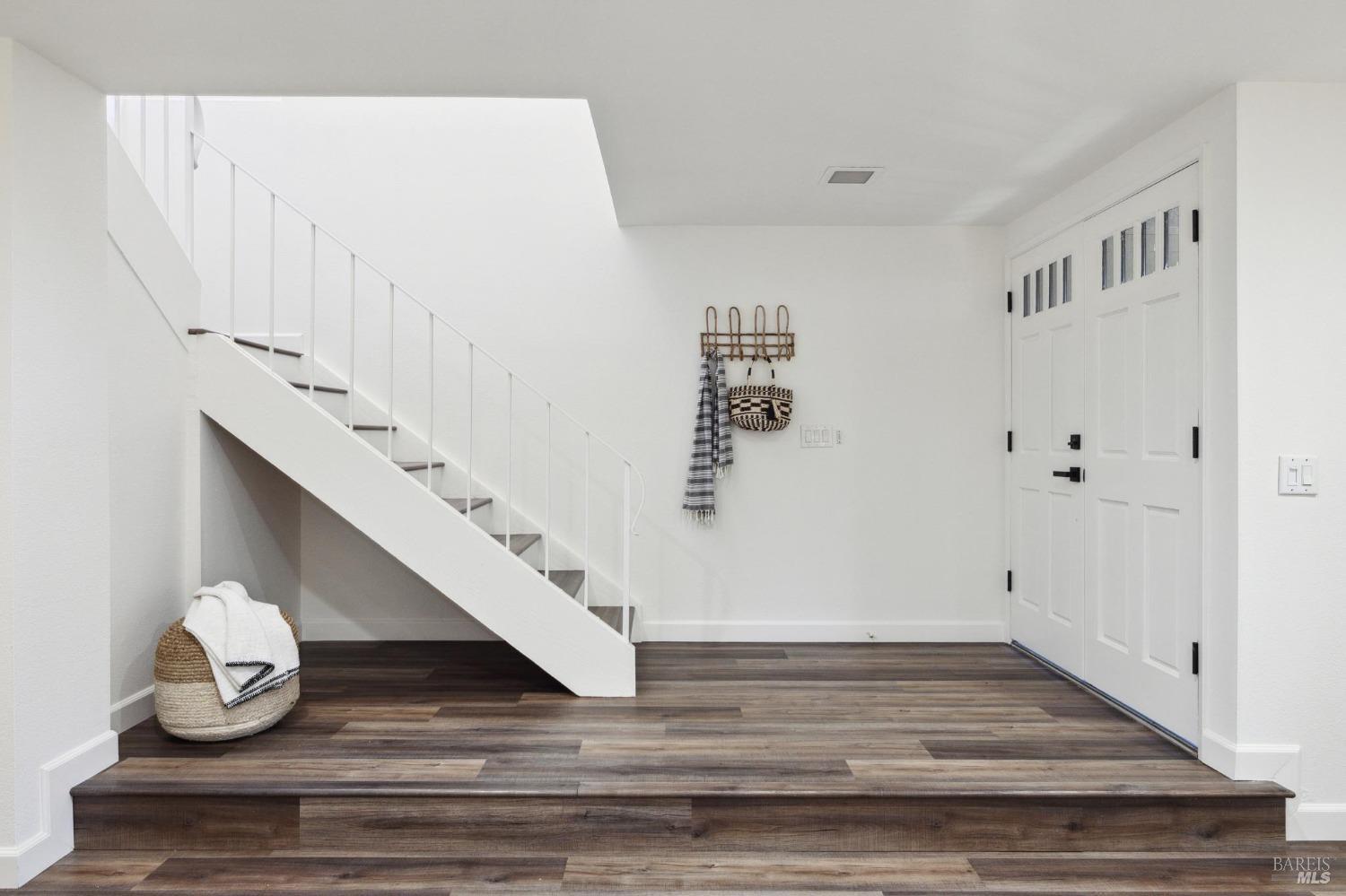 15 Sequoia Glen Lane