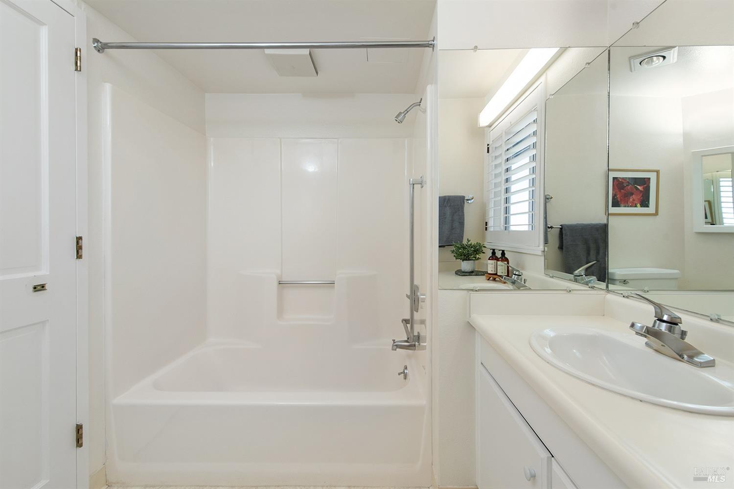 100 Thorndale Drive Unit: #319