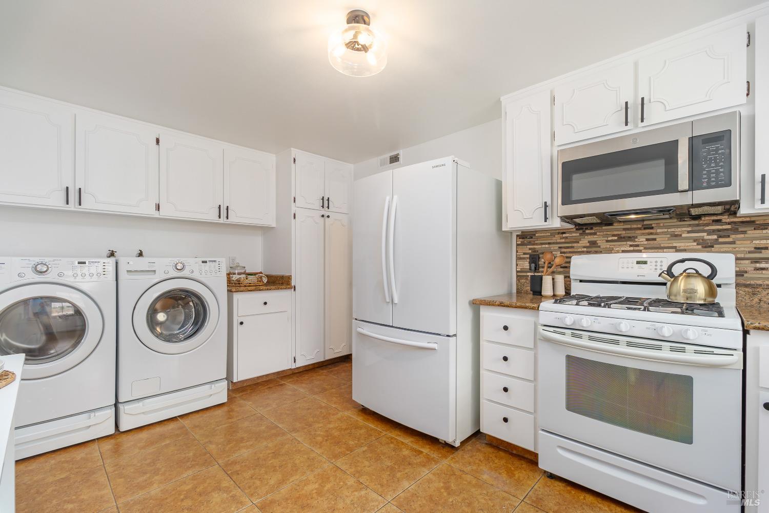 1253 Royal Oak Terrace Unit: #A