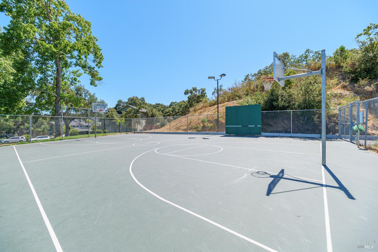 1253 Royal Oak Terrace Unit: #A